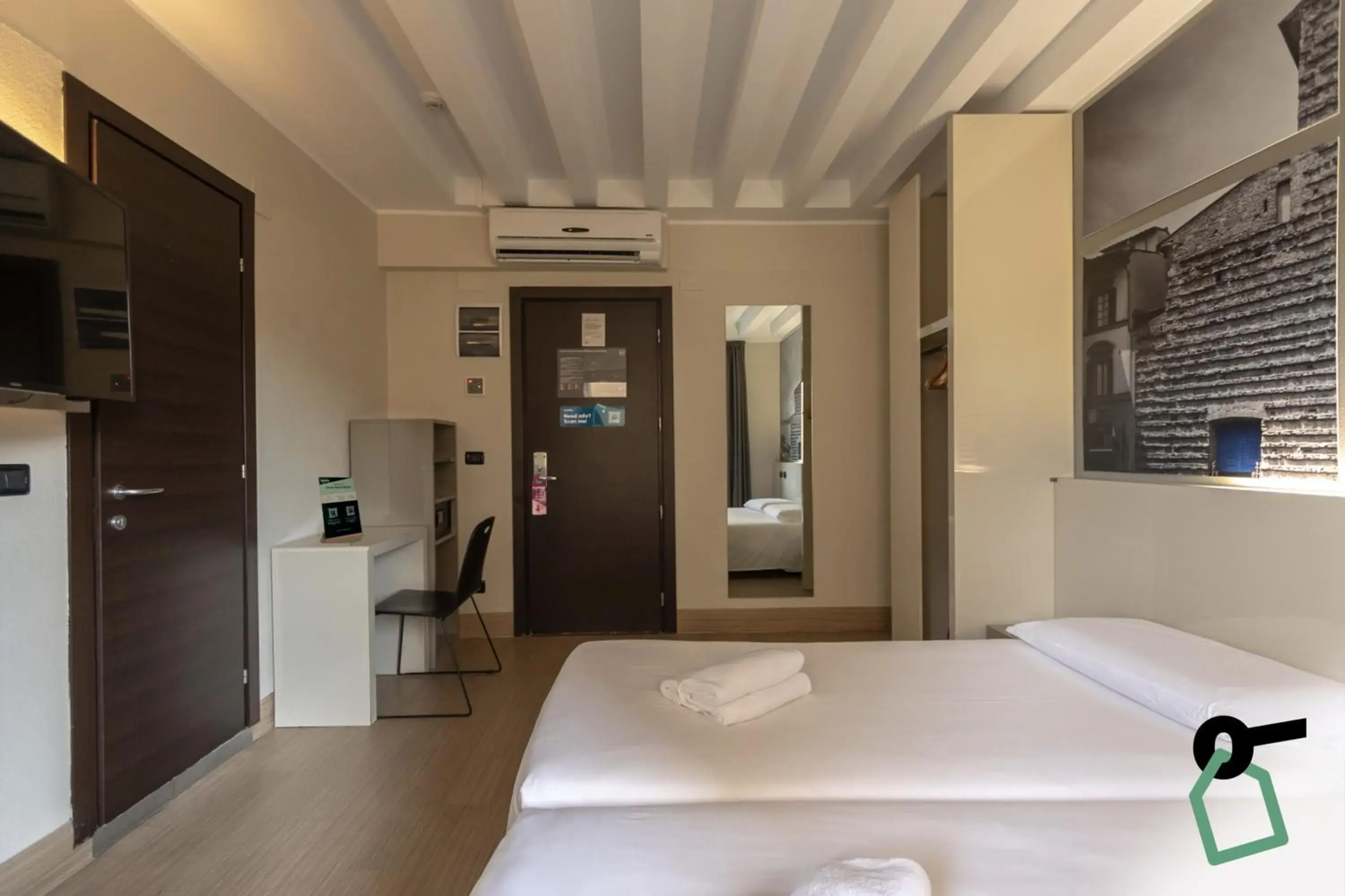 Bedroom, Bed in Hotiday Firenze Guidoni Bedroom, Bed in Hotiday Firenze Guidoni