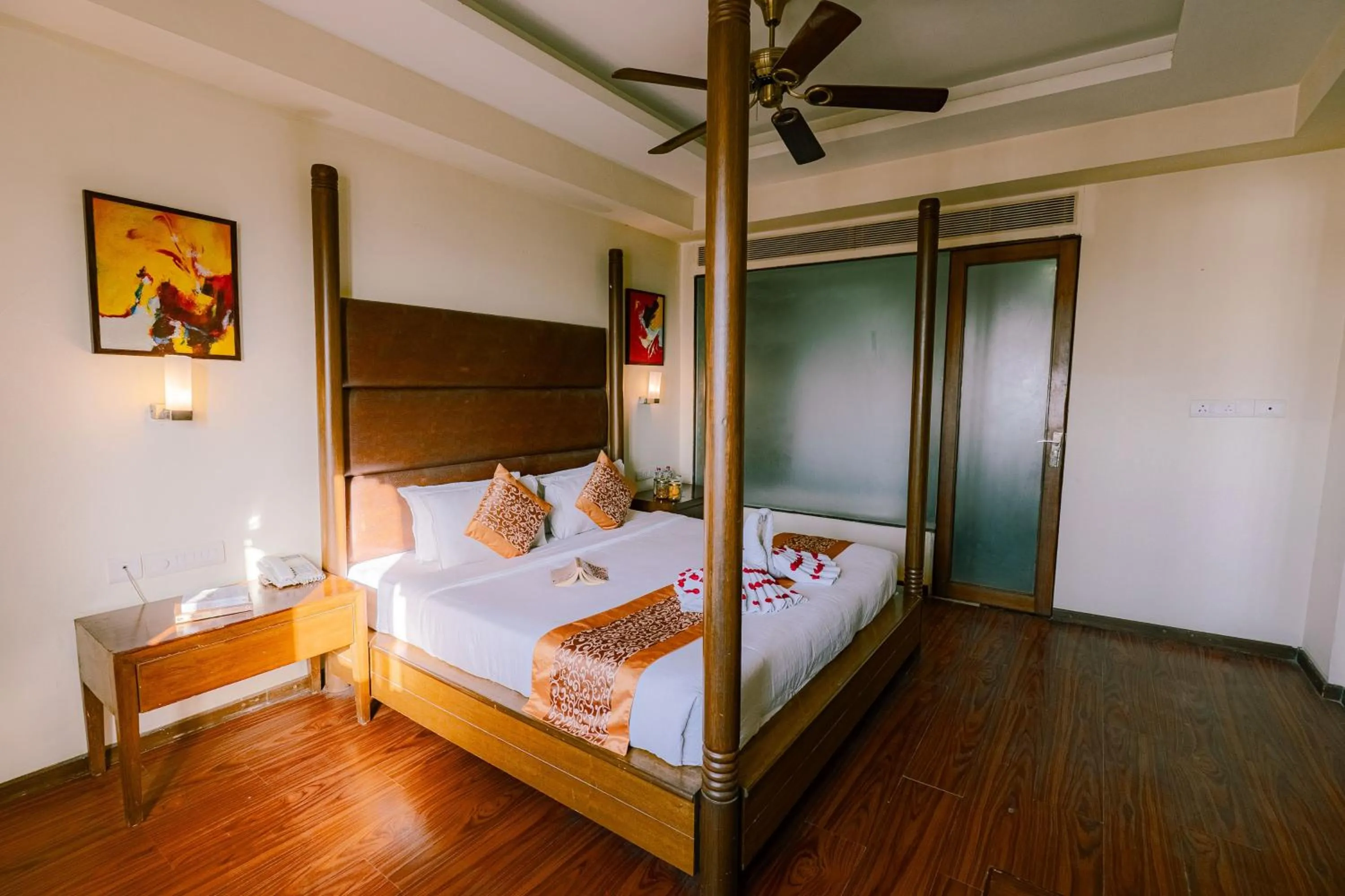 Bed in The Sky Imperial, Udaipur