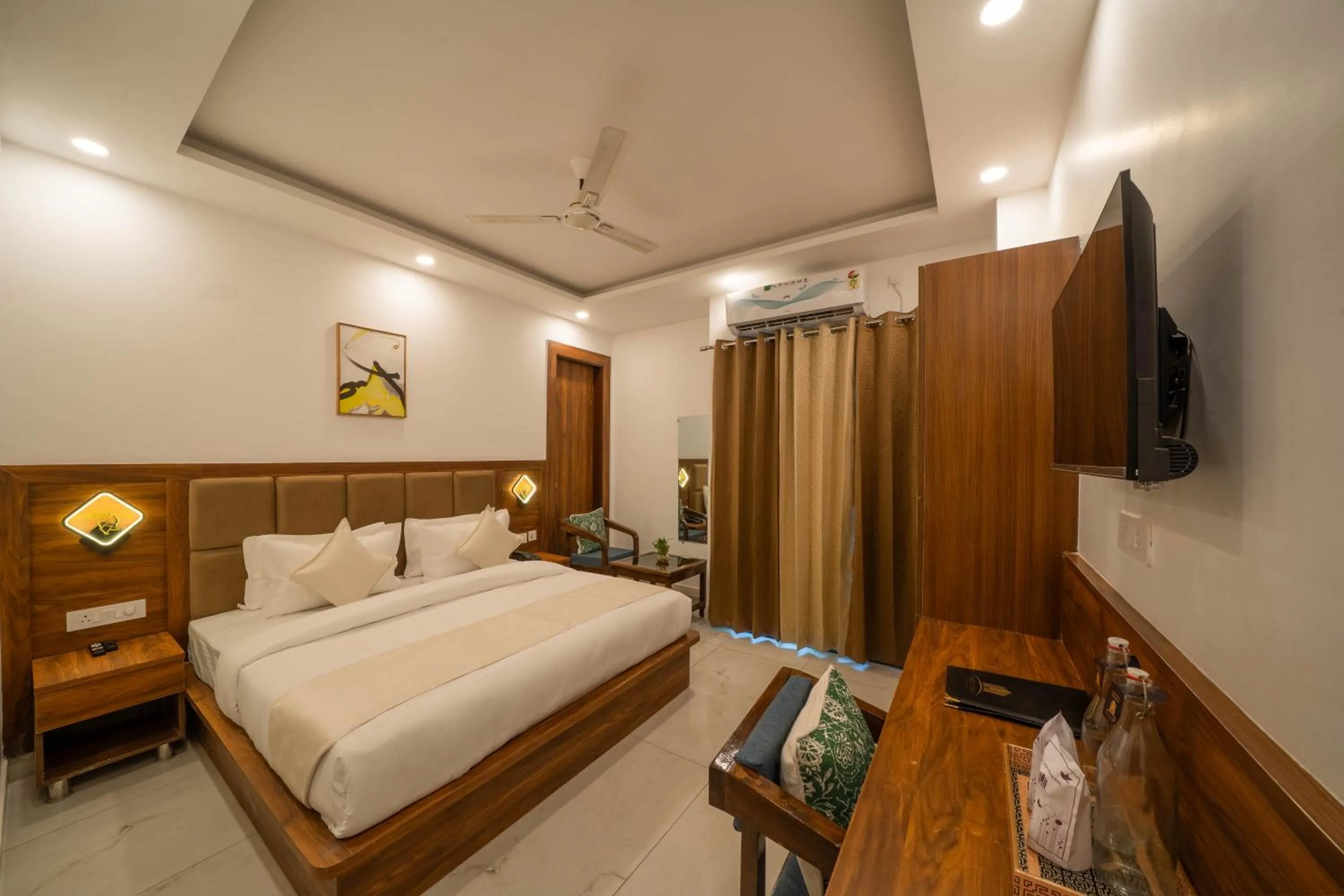 Bed in Premium Mystic Falls near Secret Waterfall