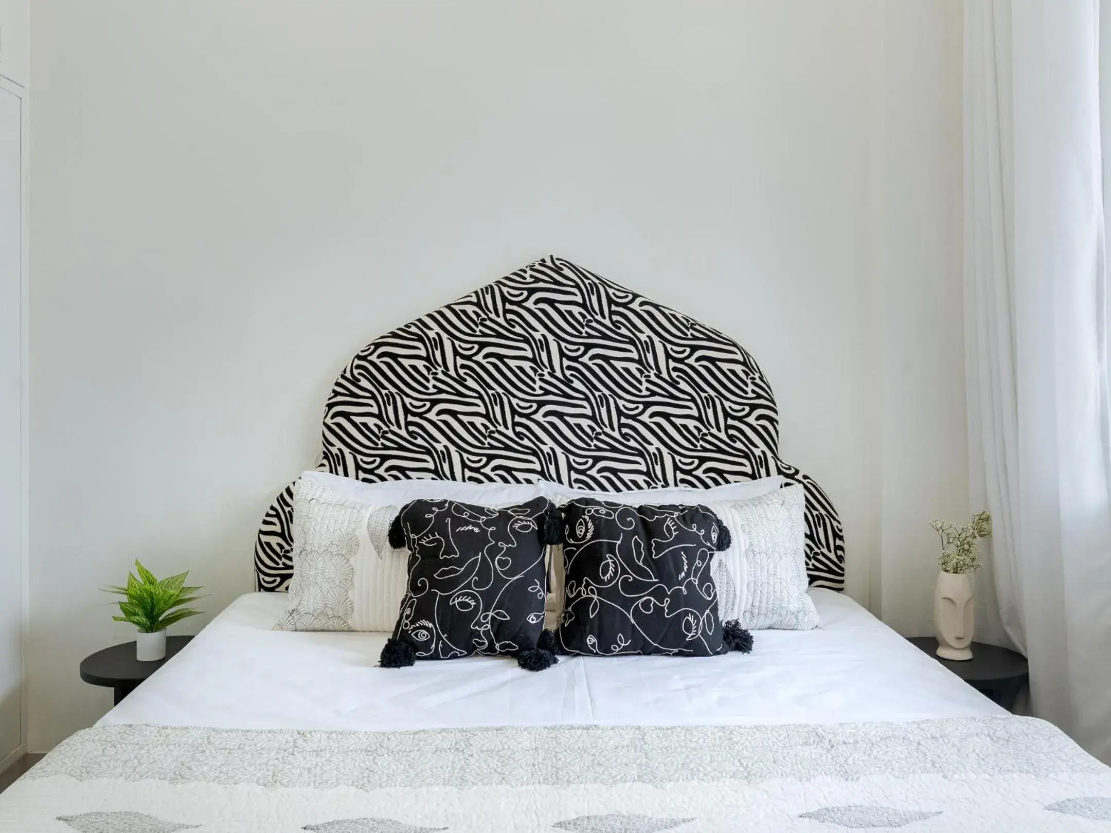 Bed in Thamosa Stays Bed in Thamosa Stays