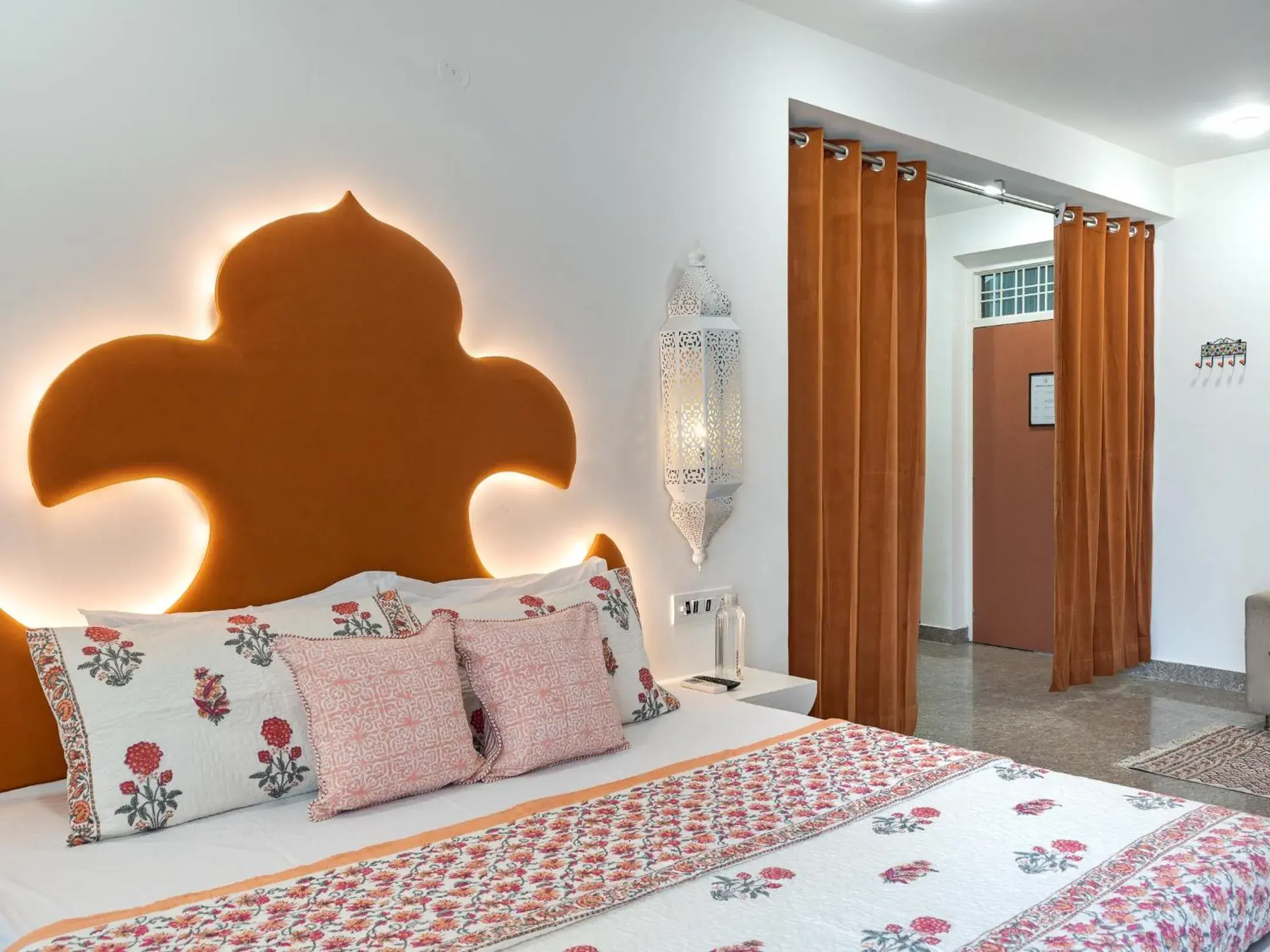 Bed in Thamosa Stays Bed in Thamosa Stays