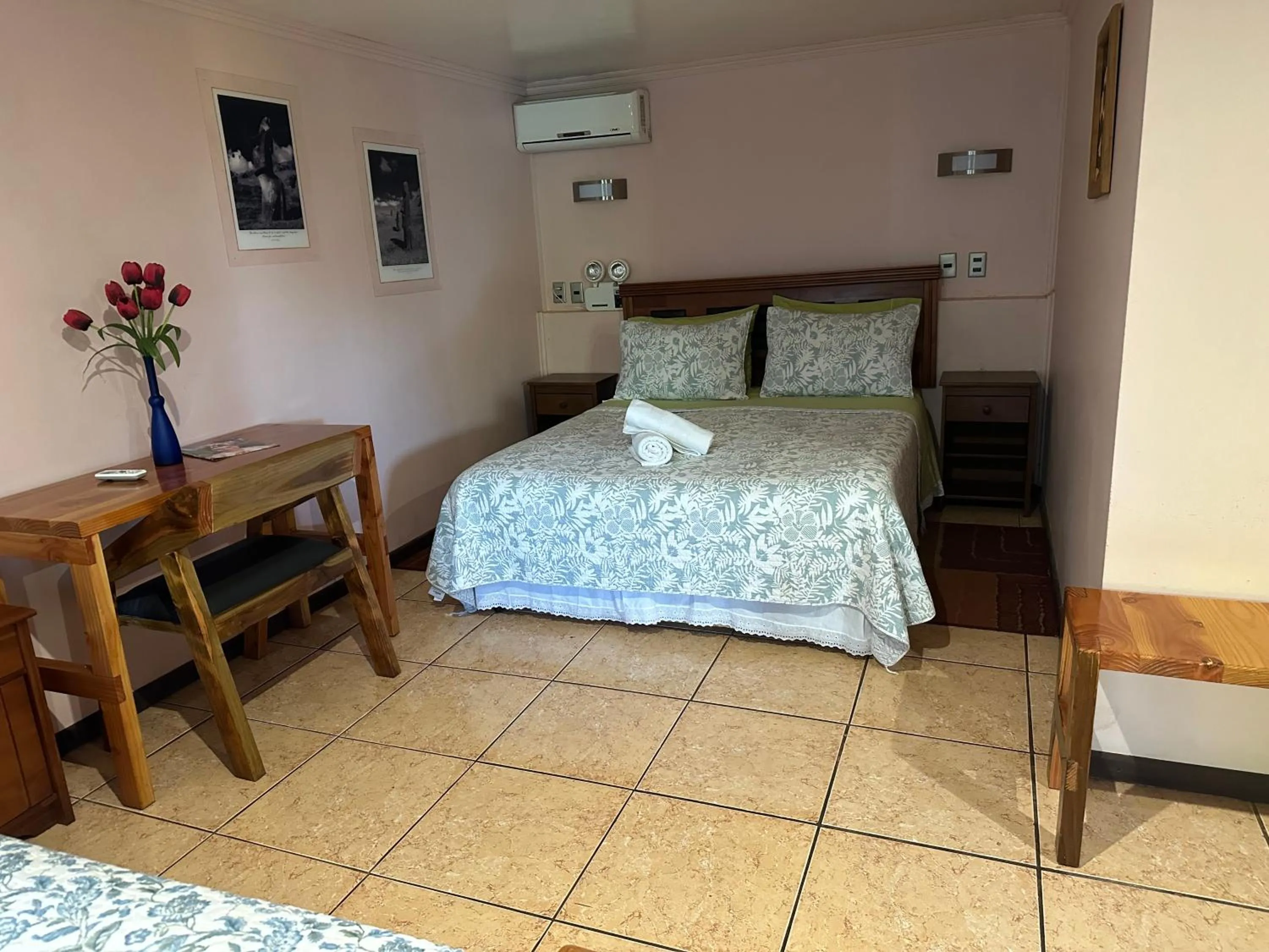 Bedroom, Bed in Hare Henua B&B