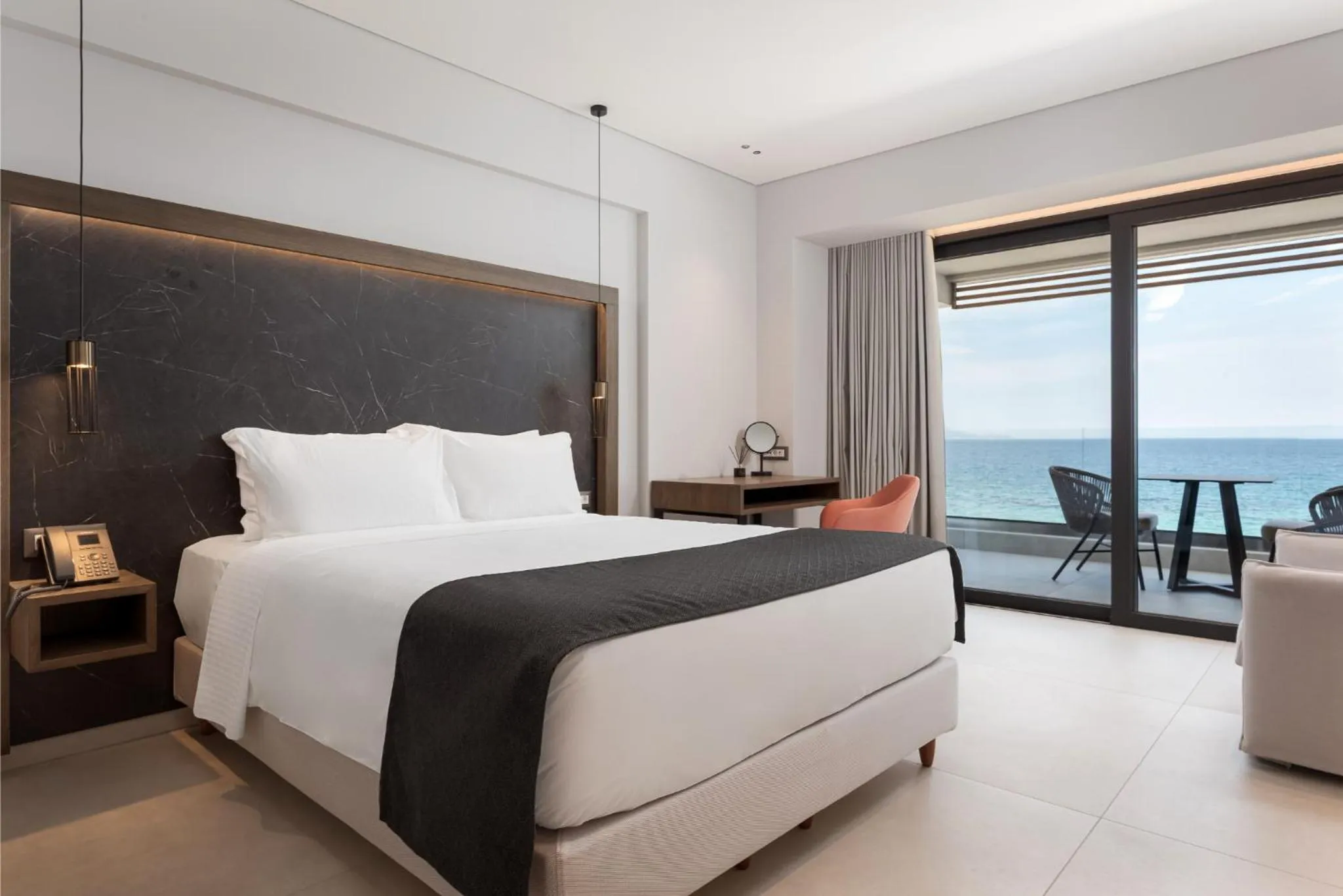 Bed in Avant Blue Boutique Hotel