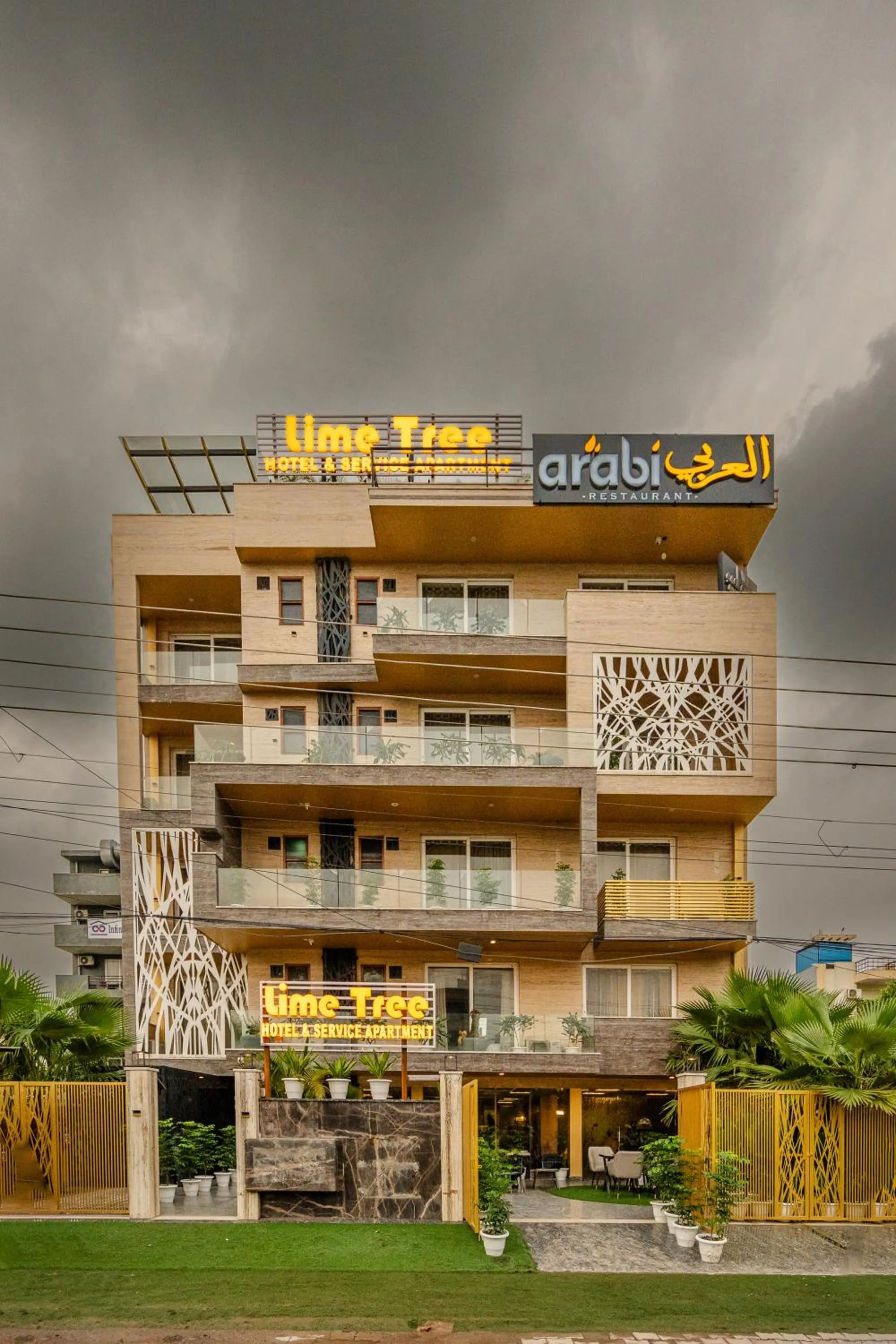 Property building in Lime Tree Hotel - Near Medanta Hospital