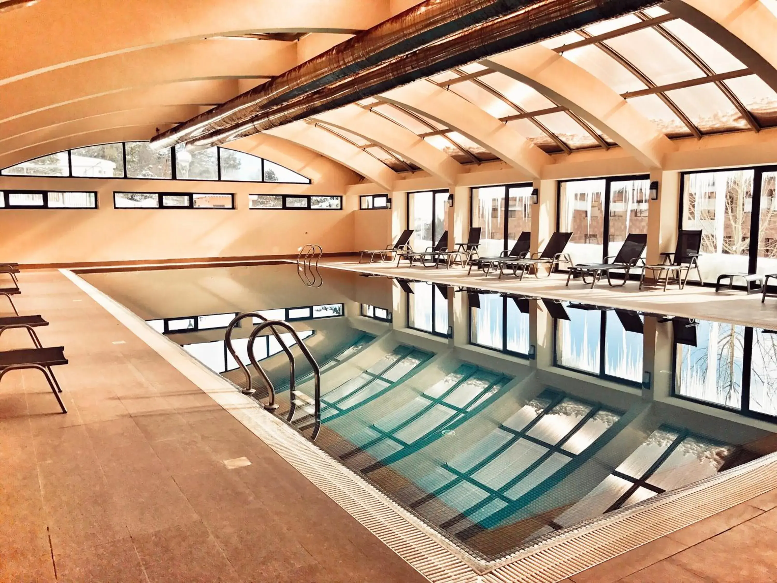 Swimming pool in Teghenis Resort Swimming pool in Teghenis Resort