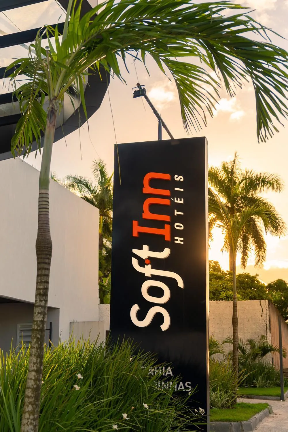 Logo/Certificate/Sign in Soft Inn Alagoinhas