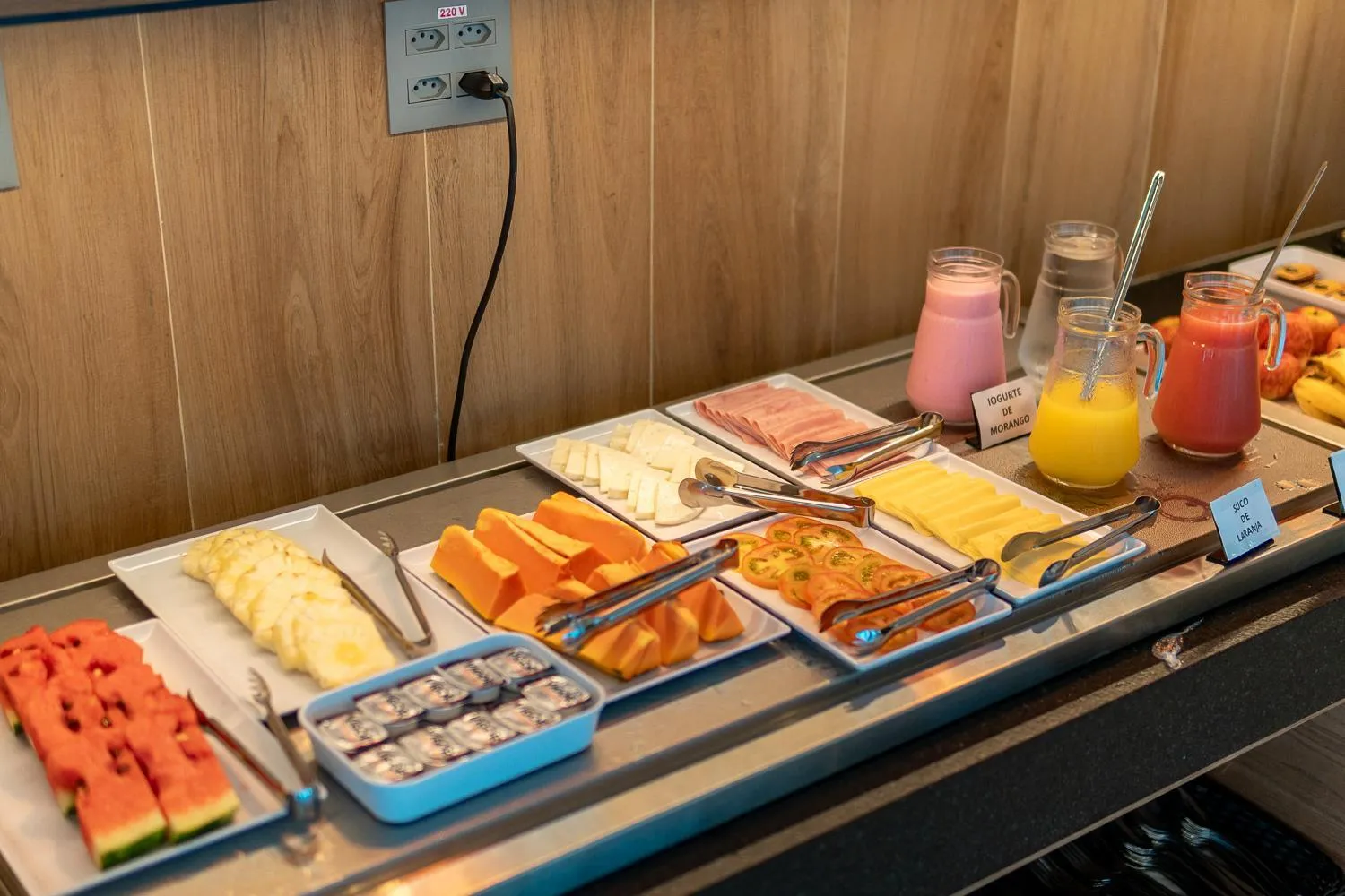 Buffet breakfast in Soft Inn Alagoinhas
