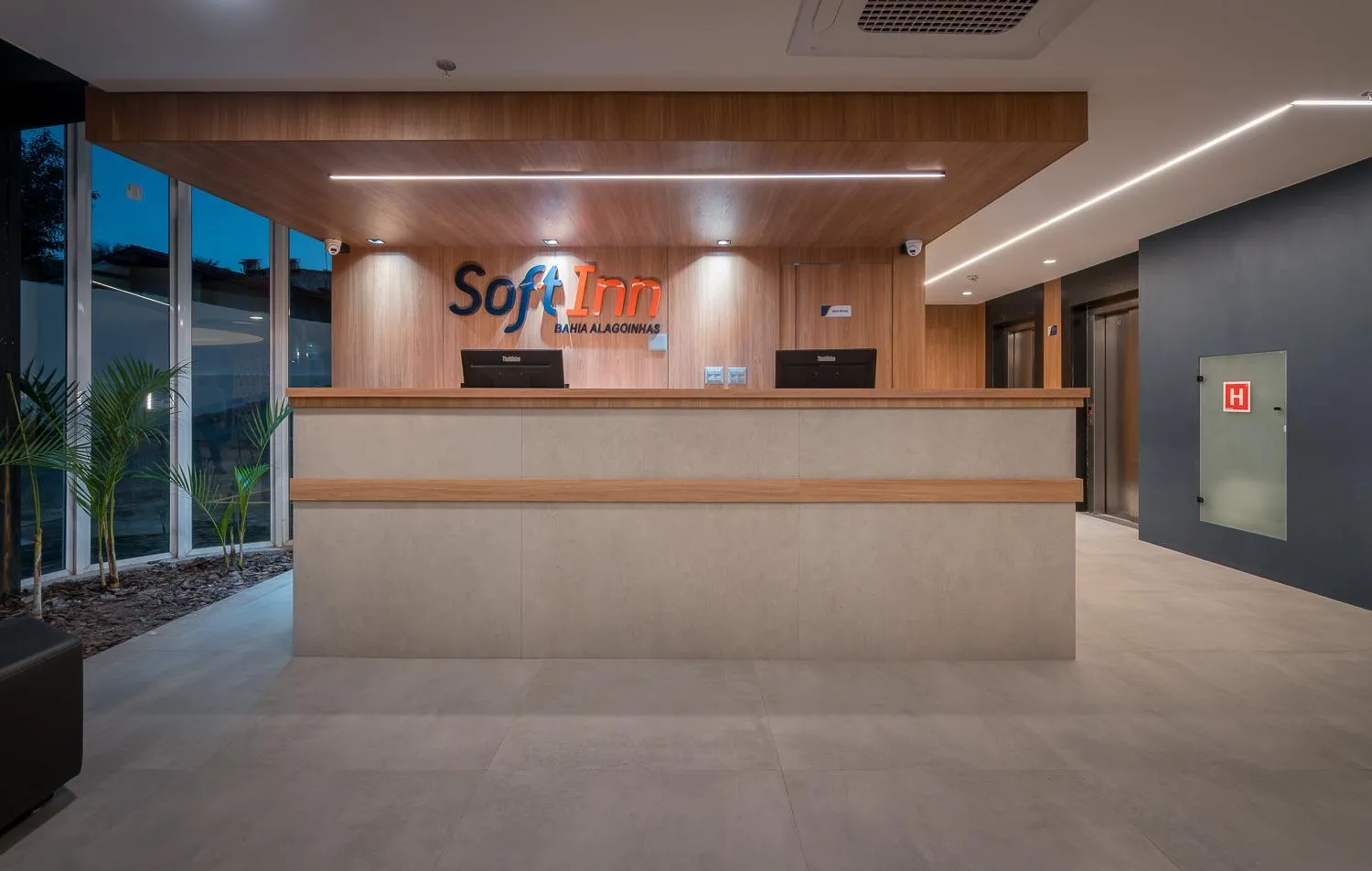 Lobby or reception in Soft Inn Alagoinhas