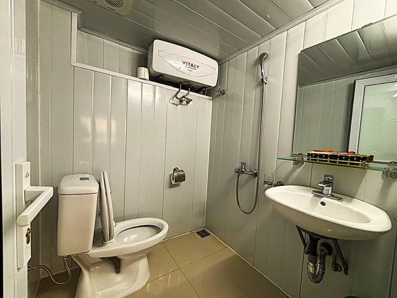 Bathroom in Chân Mây Tam Đảo