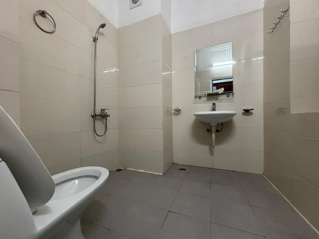 Toilet in Chân Mây Tam Đảo