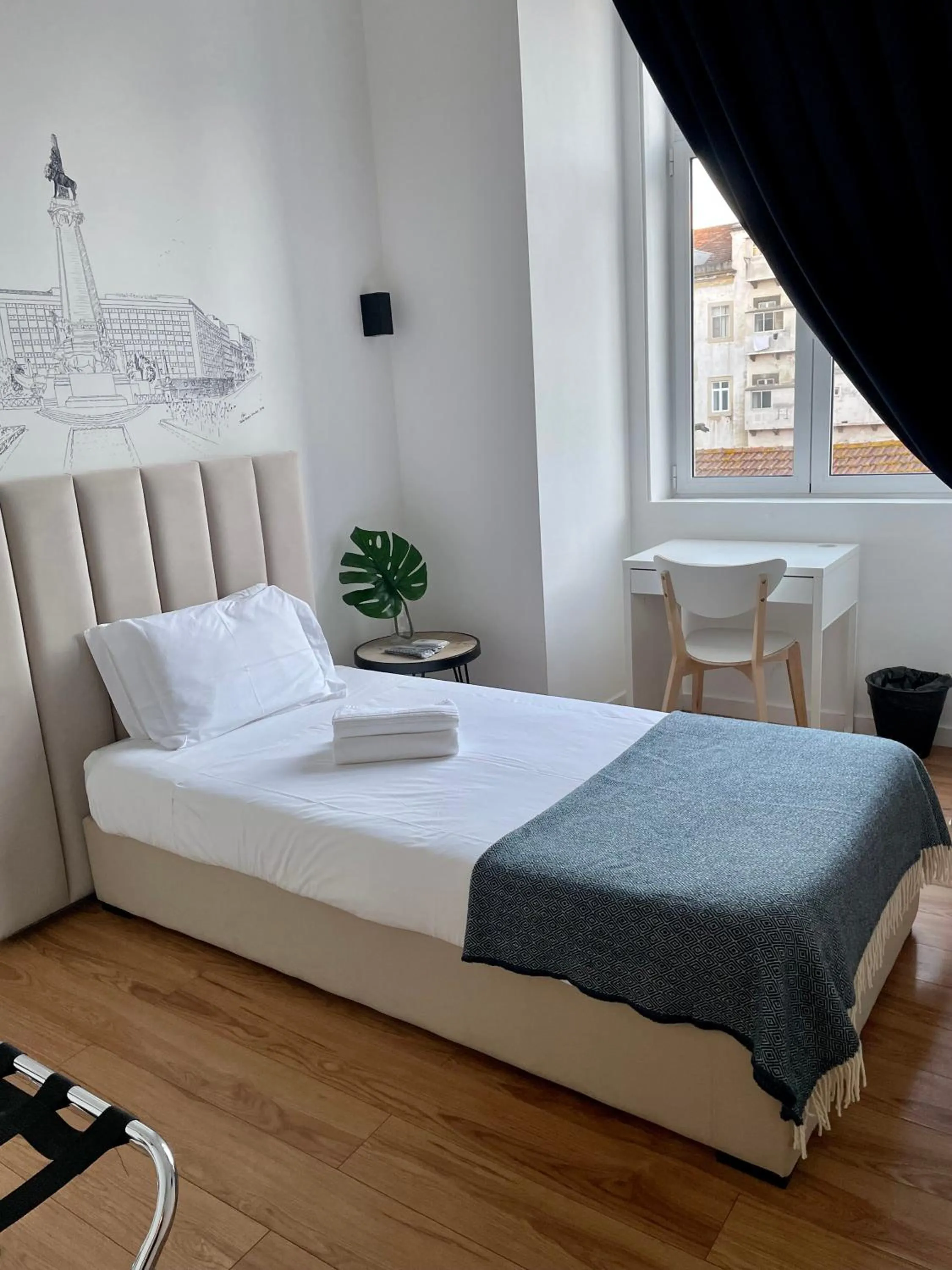 Bedroom, Bed in Lisbon Check-In Guesthouse