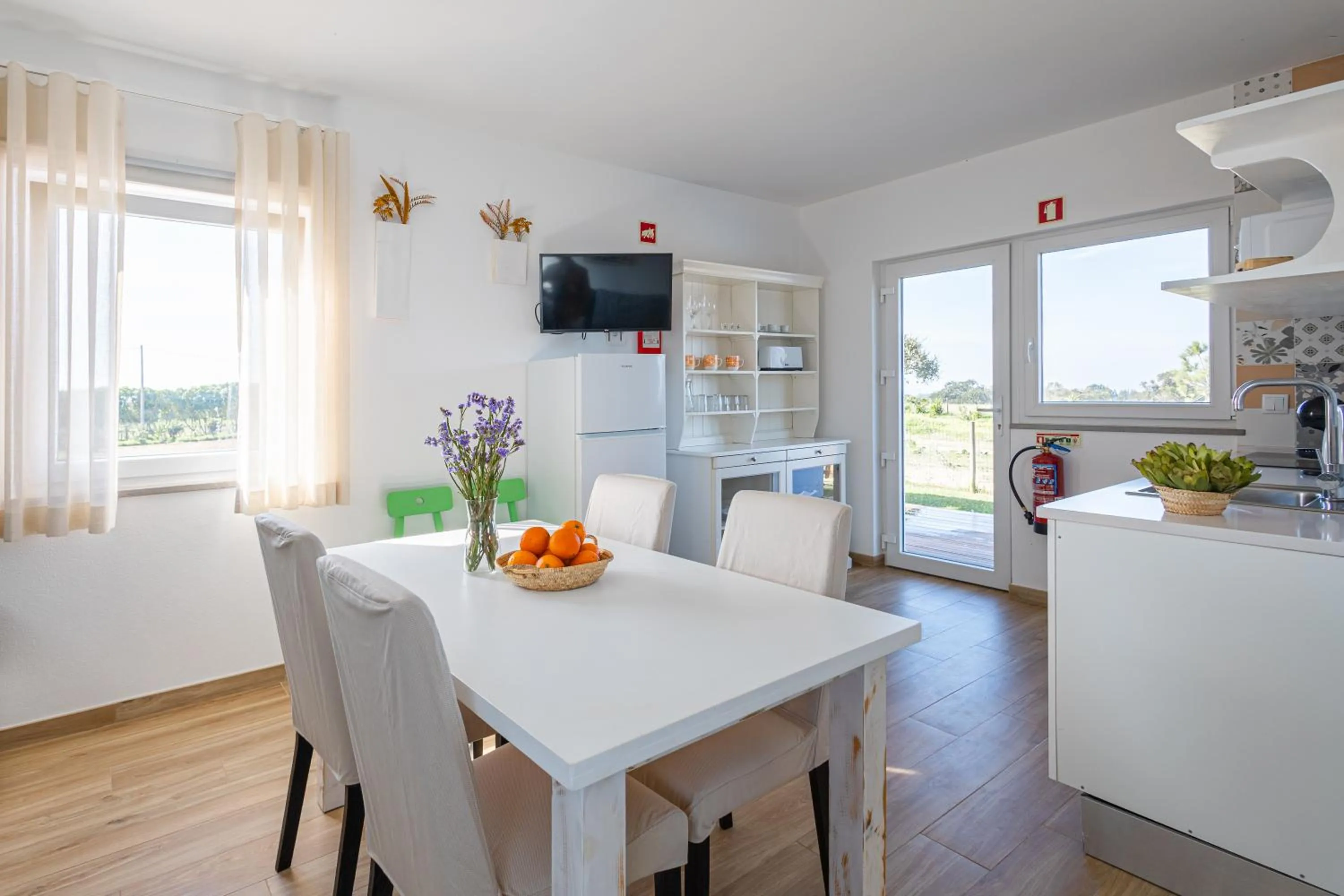 Kitchen or kitchenette in Monte do Cerro