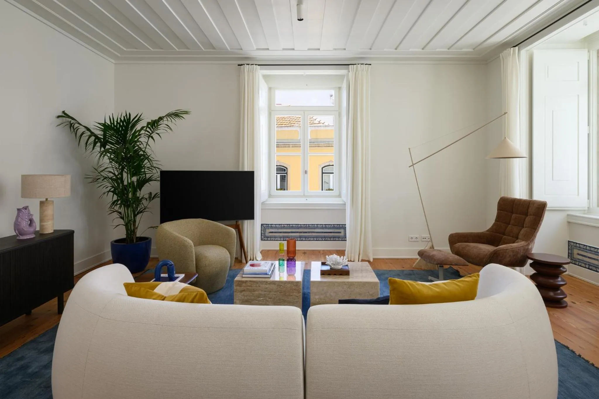 Living room in Casagrand Luxury Apartments Lisboa