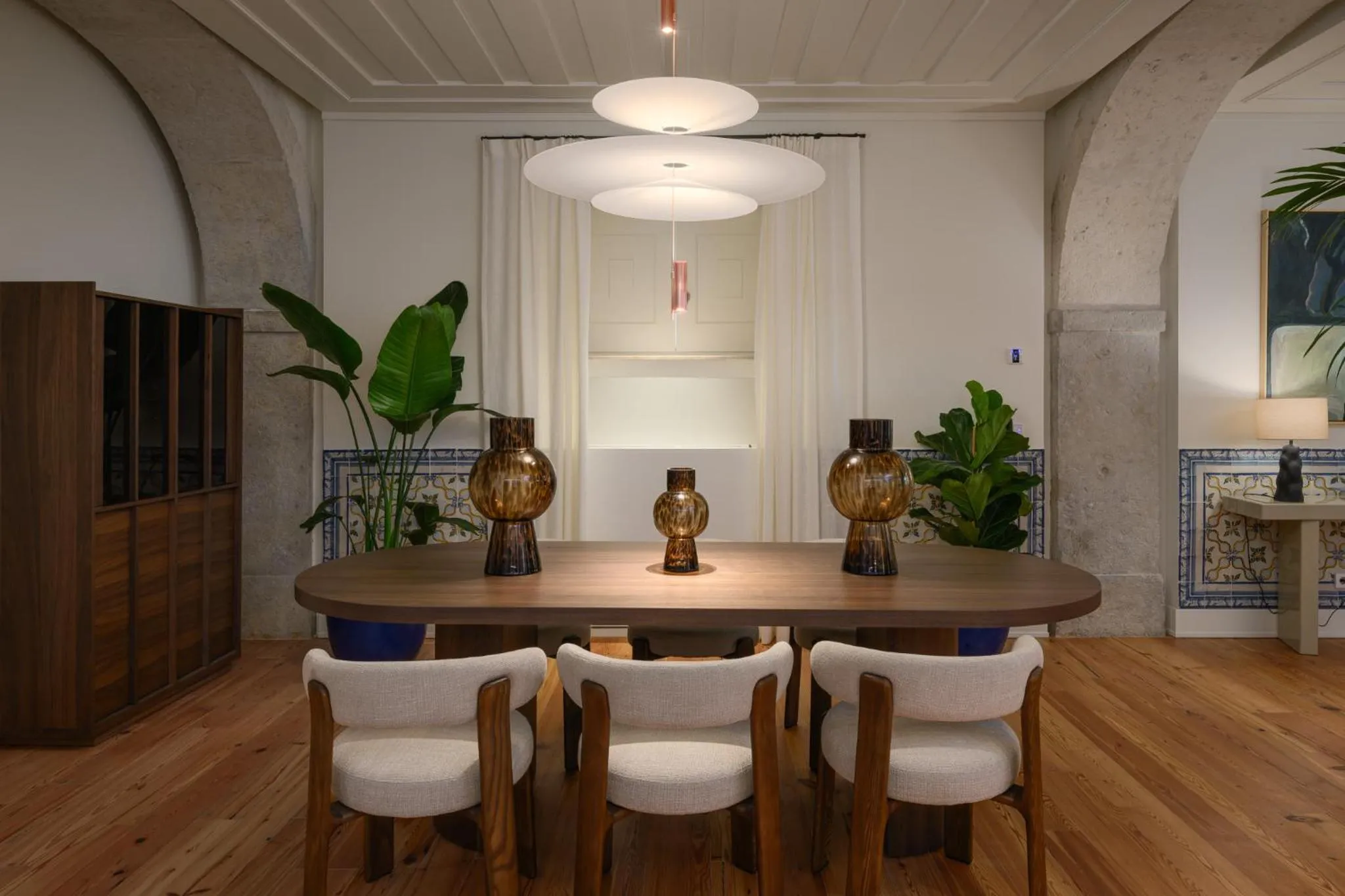 Dining area in Casagrand Luxury Apartments Lisboa
