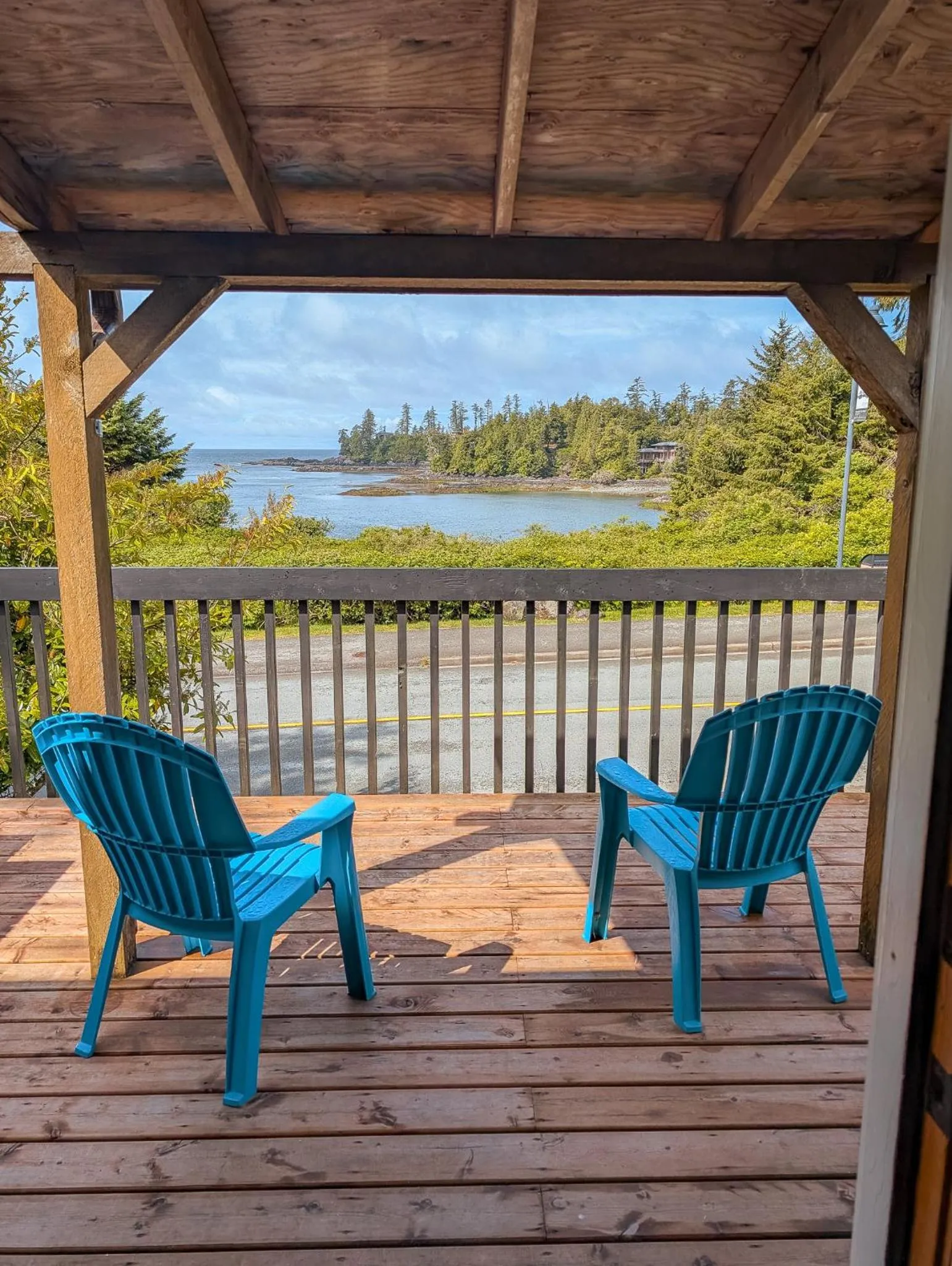 Oceanview Two Bedroom Cottage in Little Beach Resort