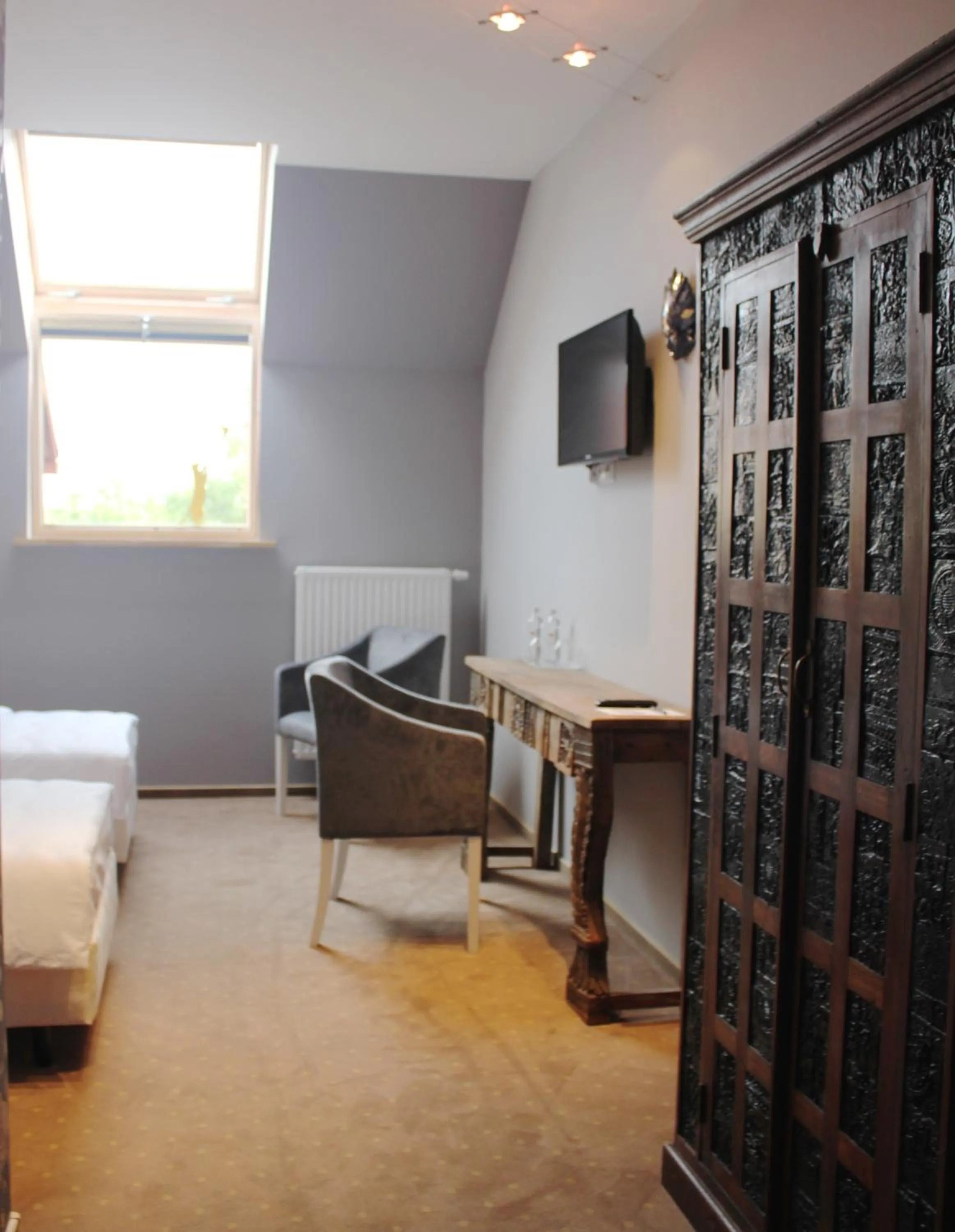 Photo of the whole room in Hotel Legnicki & Restauracja