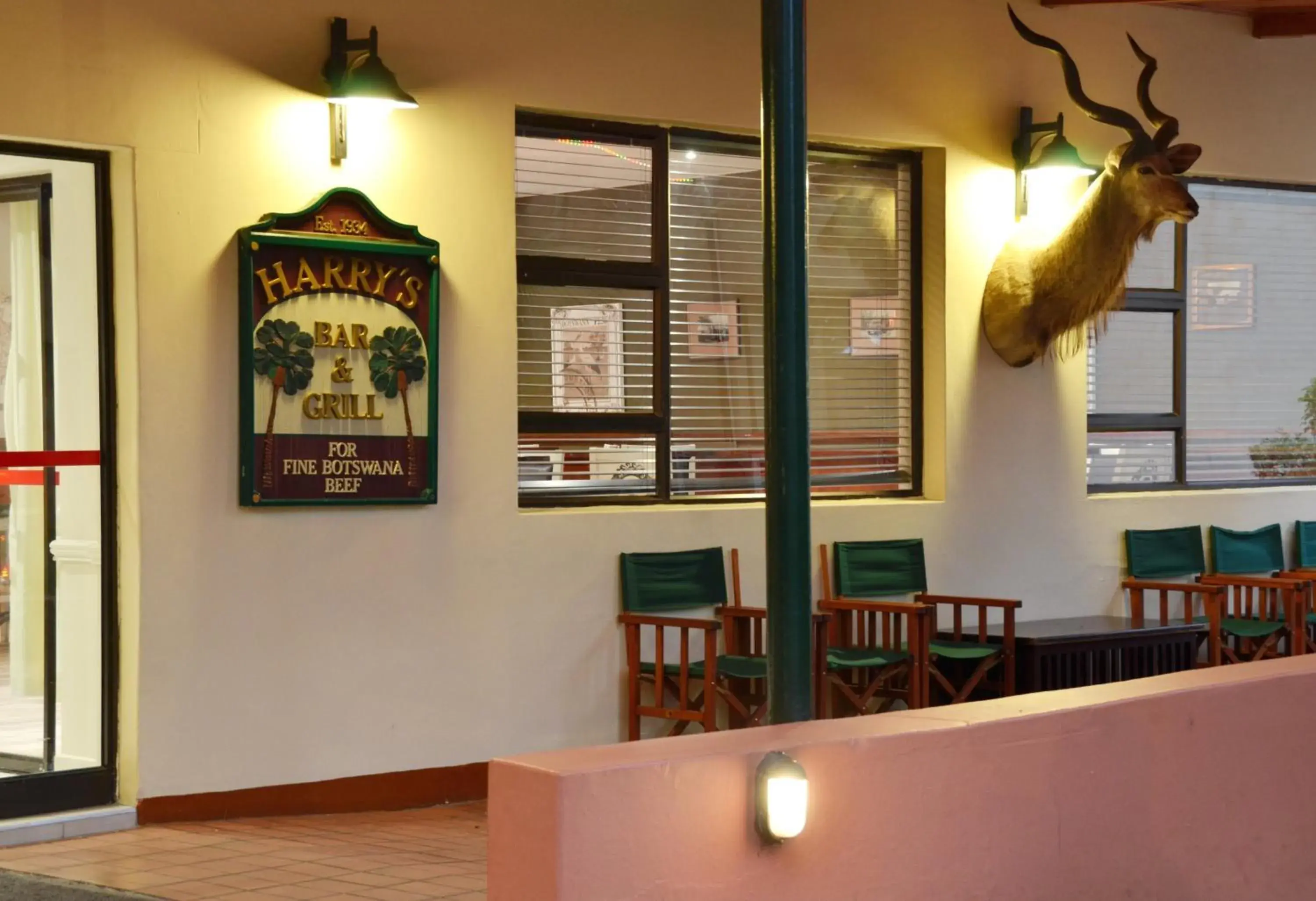 Lounge or bar in Cresta Riley's Hotel Lounge or bar in Cresta Riley's Hotel