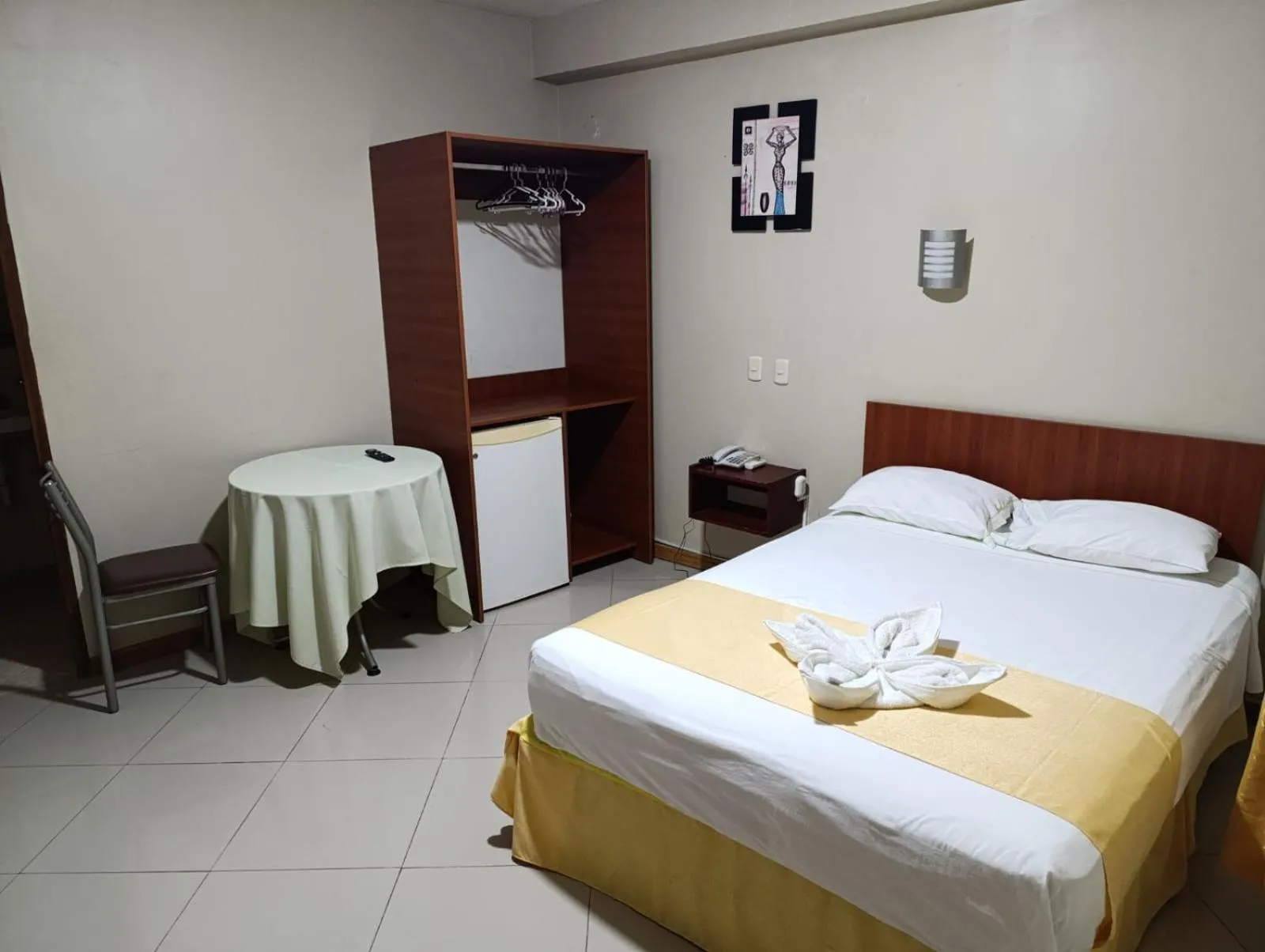 Bed in Hotel Alfredos