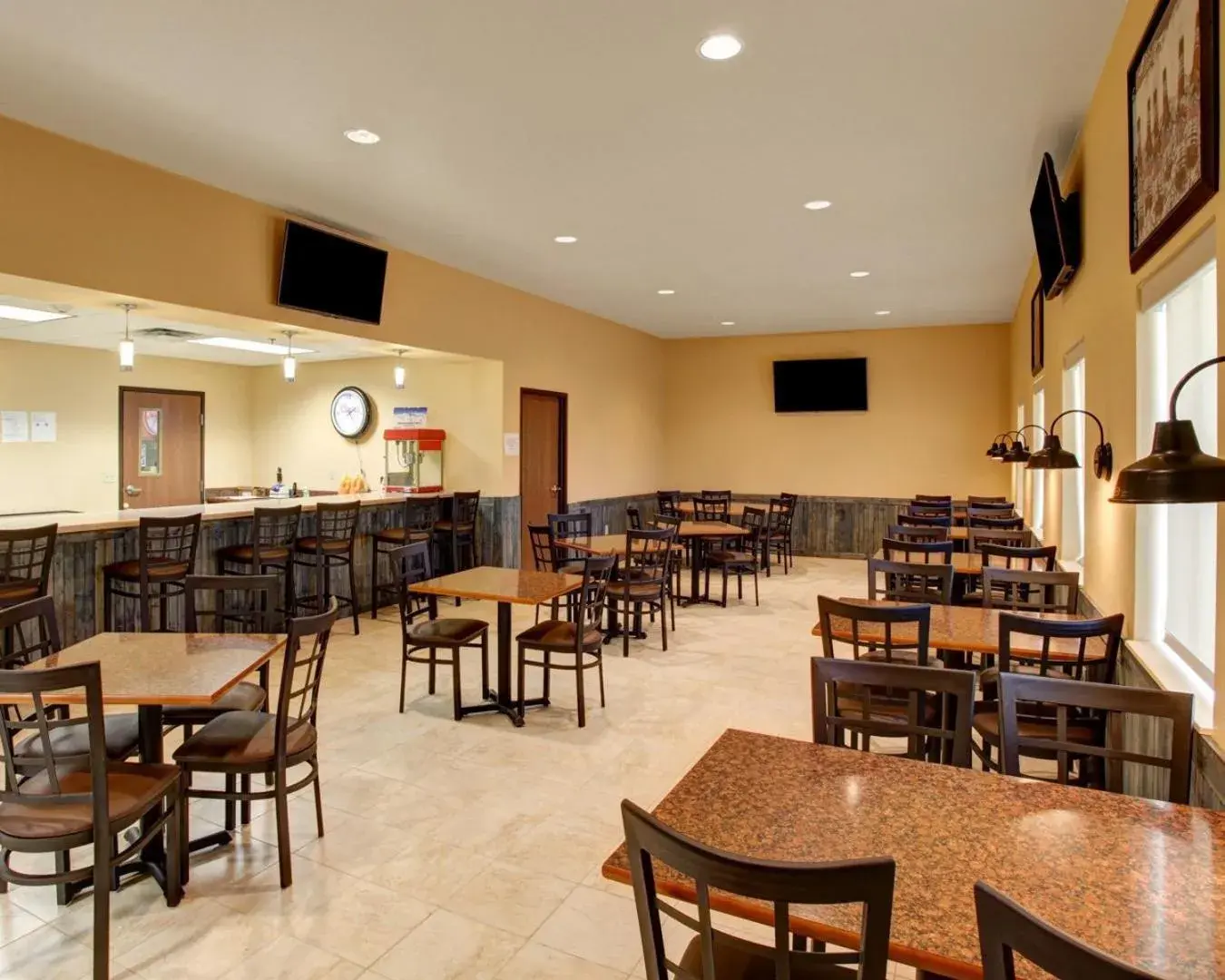 Restaurant/Places to Eat in Rodeway Inn & Suites Phillipsburg Restaurant/Places to Eat in Rodeway Inn & Suites Phillipsburg