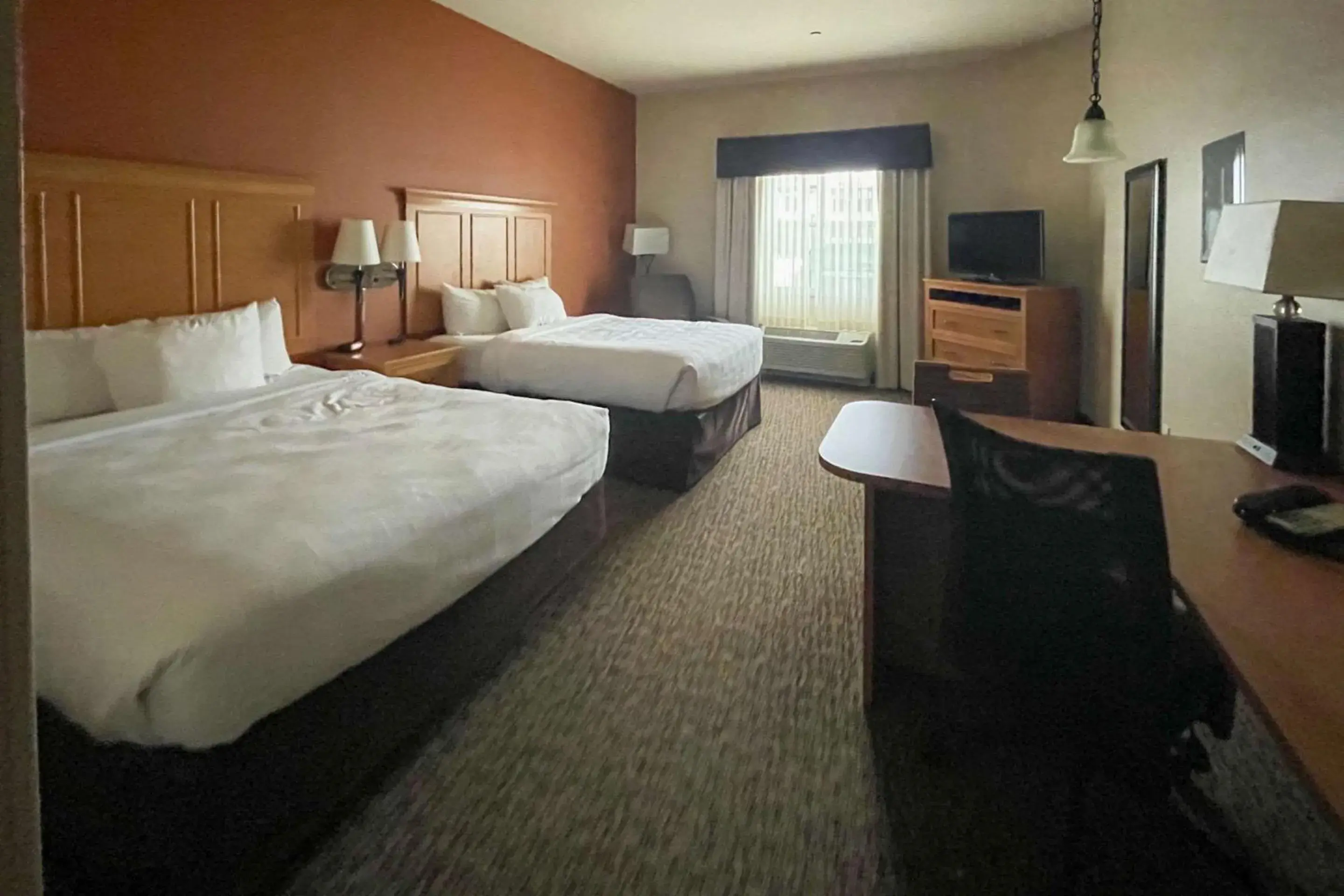 Bedroom, Bed in MainStay Suites Sidney - Medical Center Bedroom, Bed in MainStay Suites Sidney - Medical Center