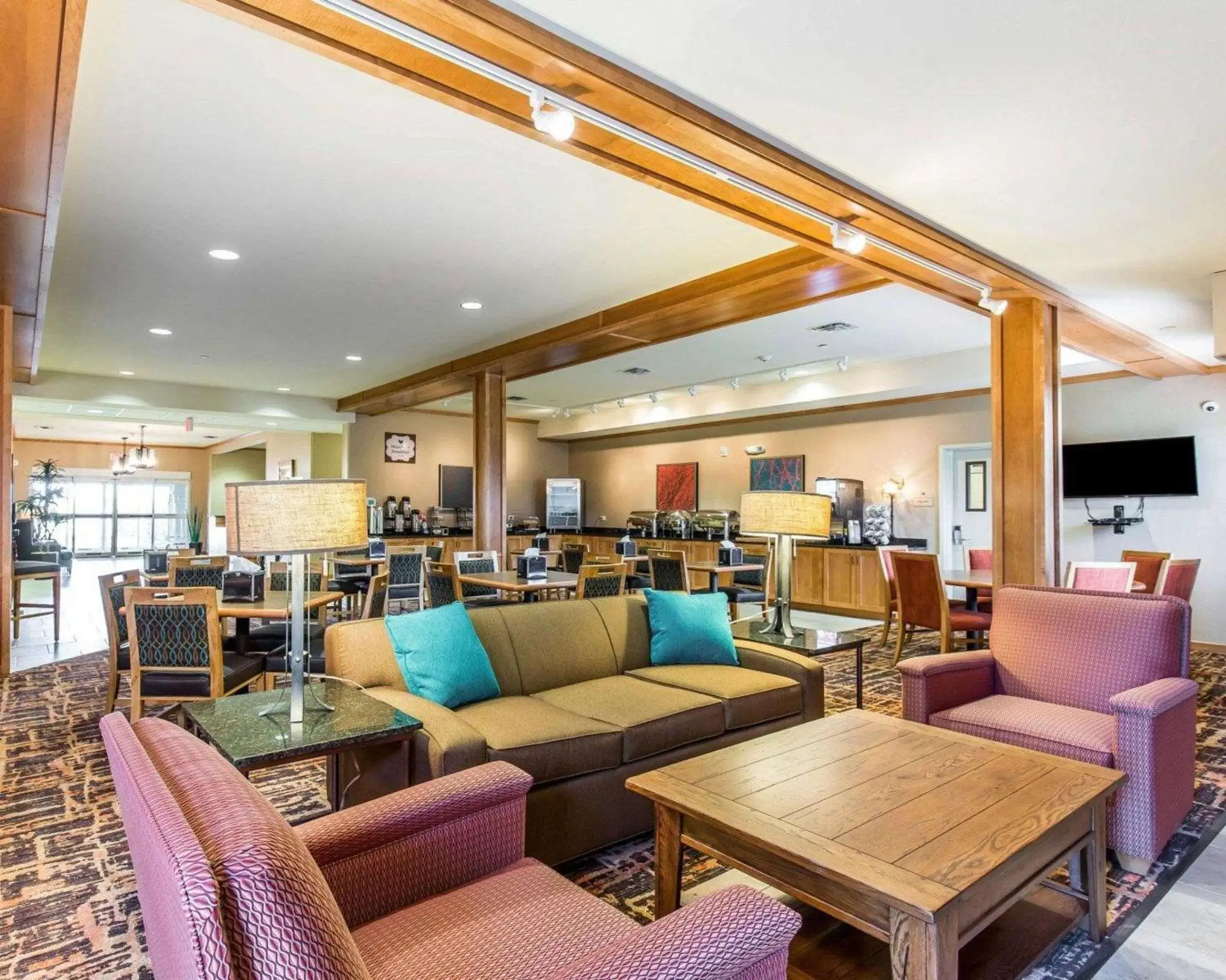 Breakfast in MainStay Suites Sidney - Medical Center Breakfast in MainStay Suites Sidney - Medical Center