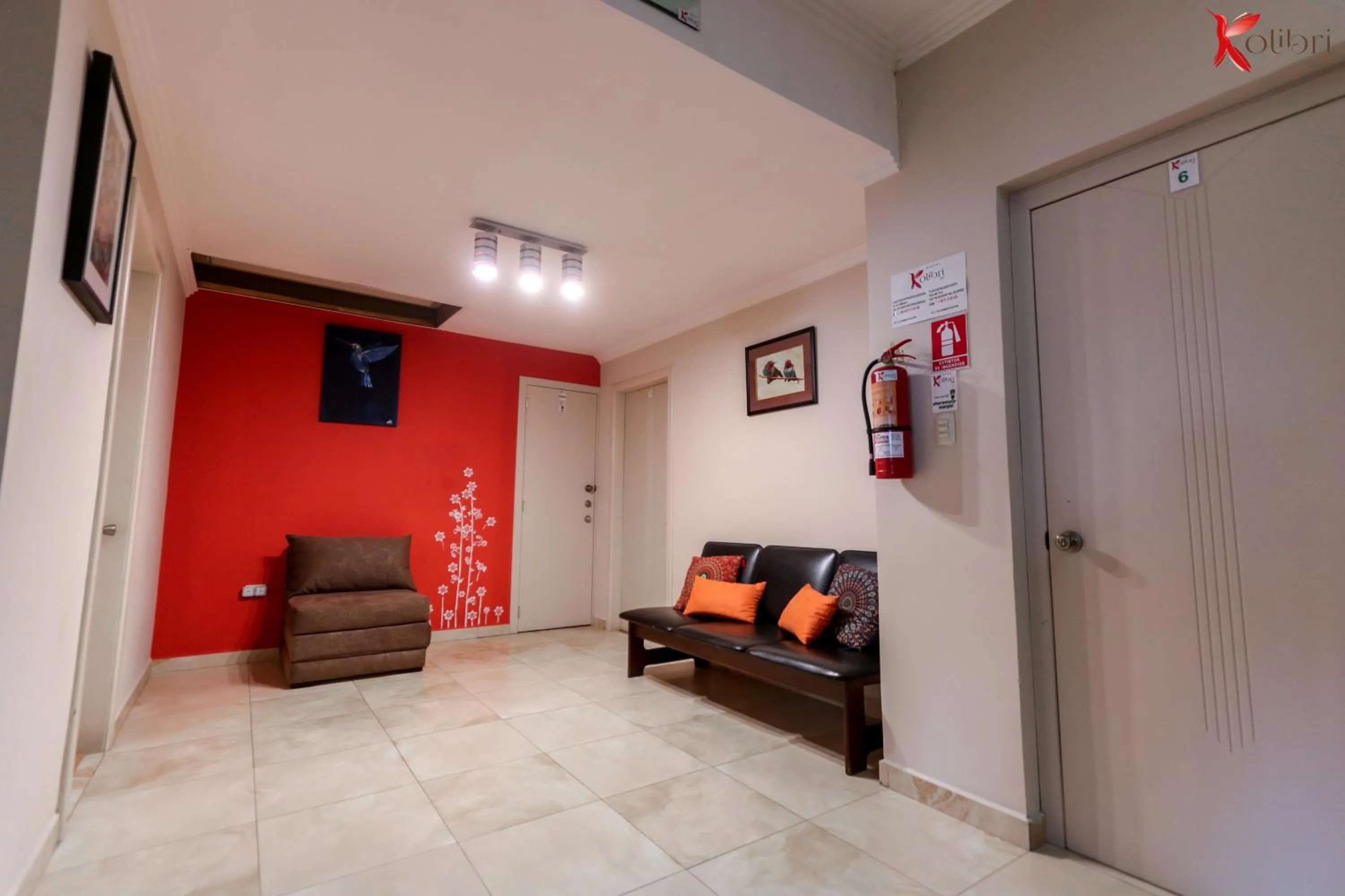 Living room in Hostal Kolibri B&B