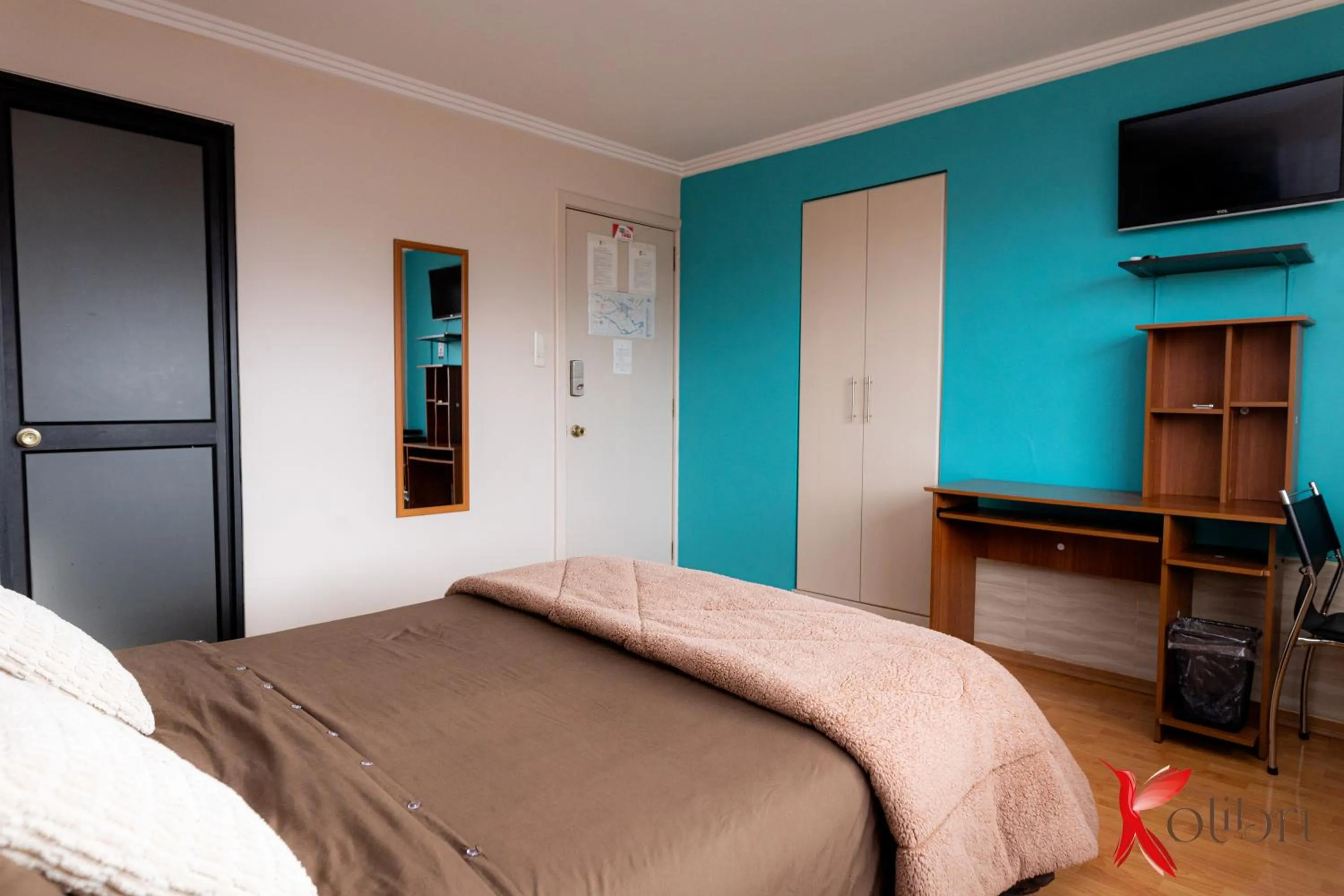 Bed in Hostal Kolibri B&B