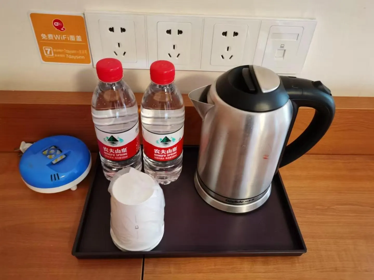 Coffee/tea facilities in 7Days Hotel Premium Xi'an Bell Tower Anyuanmen Metro Station