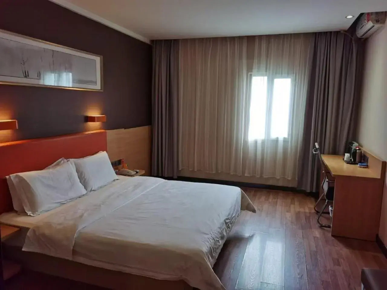 Bed in 7Days Hotel Premium Xi'an Bell Tower Anyuanmen Metro Station Bed in 7Days Hotel Premium Xi'an Bell Tower Anyuanmen Metro Station