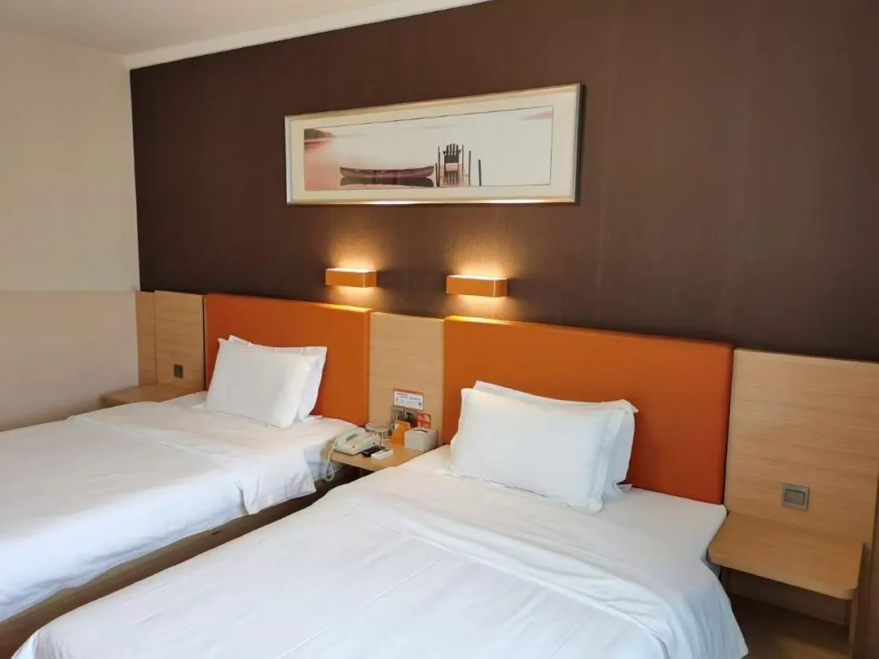 Bed in 7Days Hotel Premium Xi'an Bell Tower Anyuanmen Metro Station