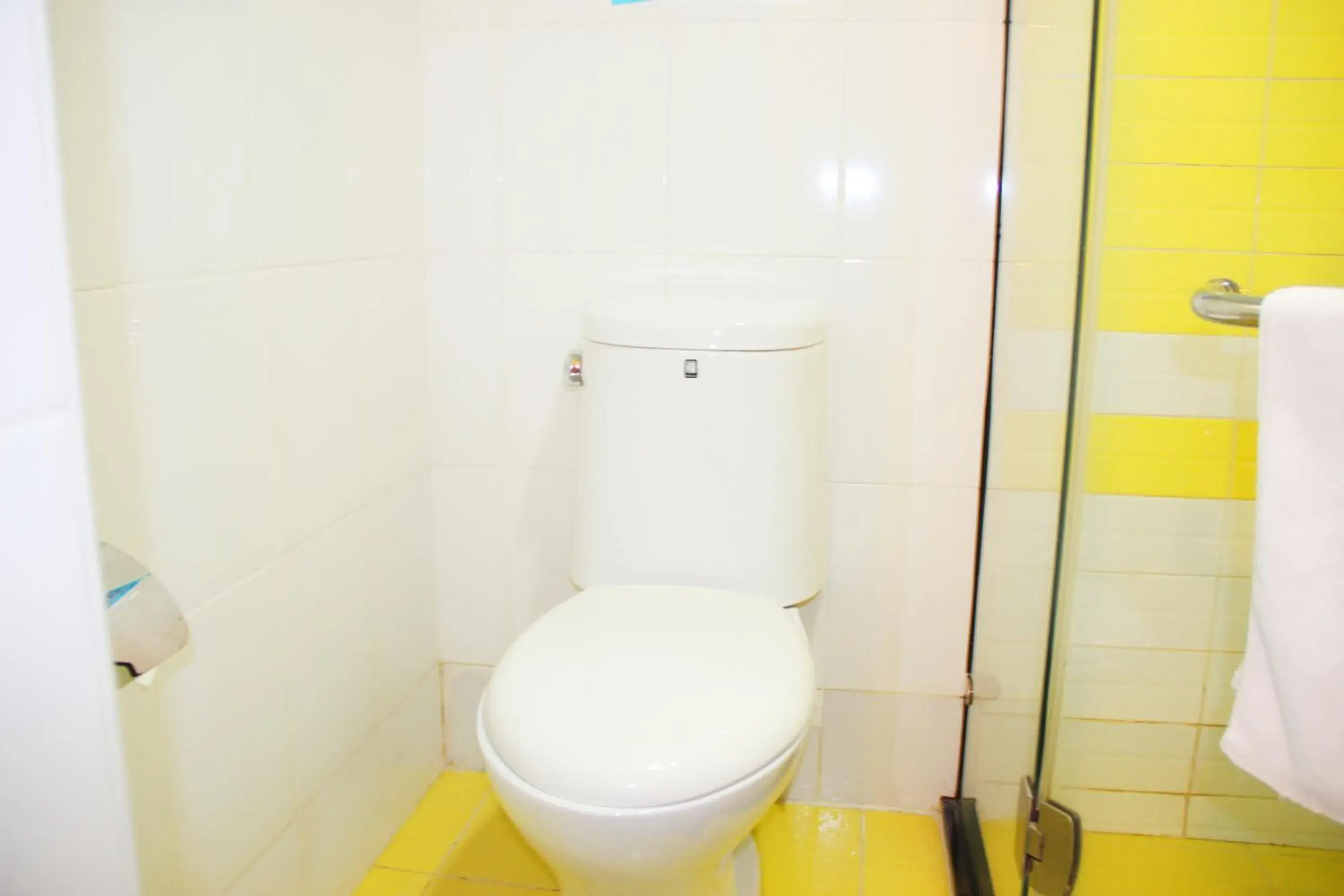Toilet in 7Days Inn Wuchang Railway Station Toilet in 7Days Inn Wuchang Railway Station
