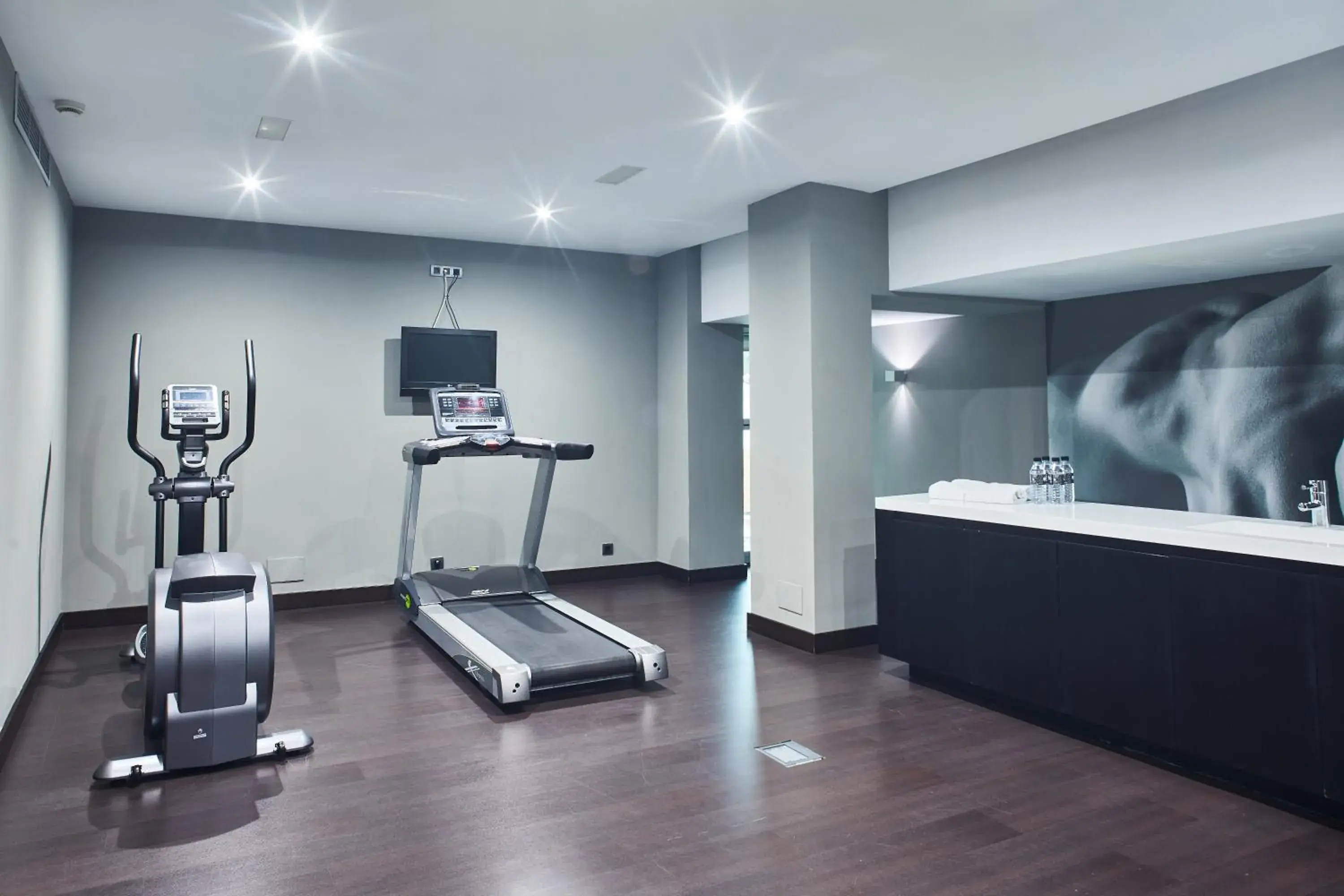 Fitness centre/facilities in Silken Gran Teatro Fitness centre/facilities in Silken Gran Teatro