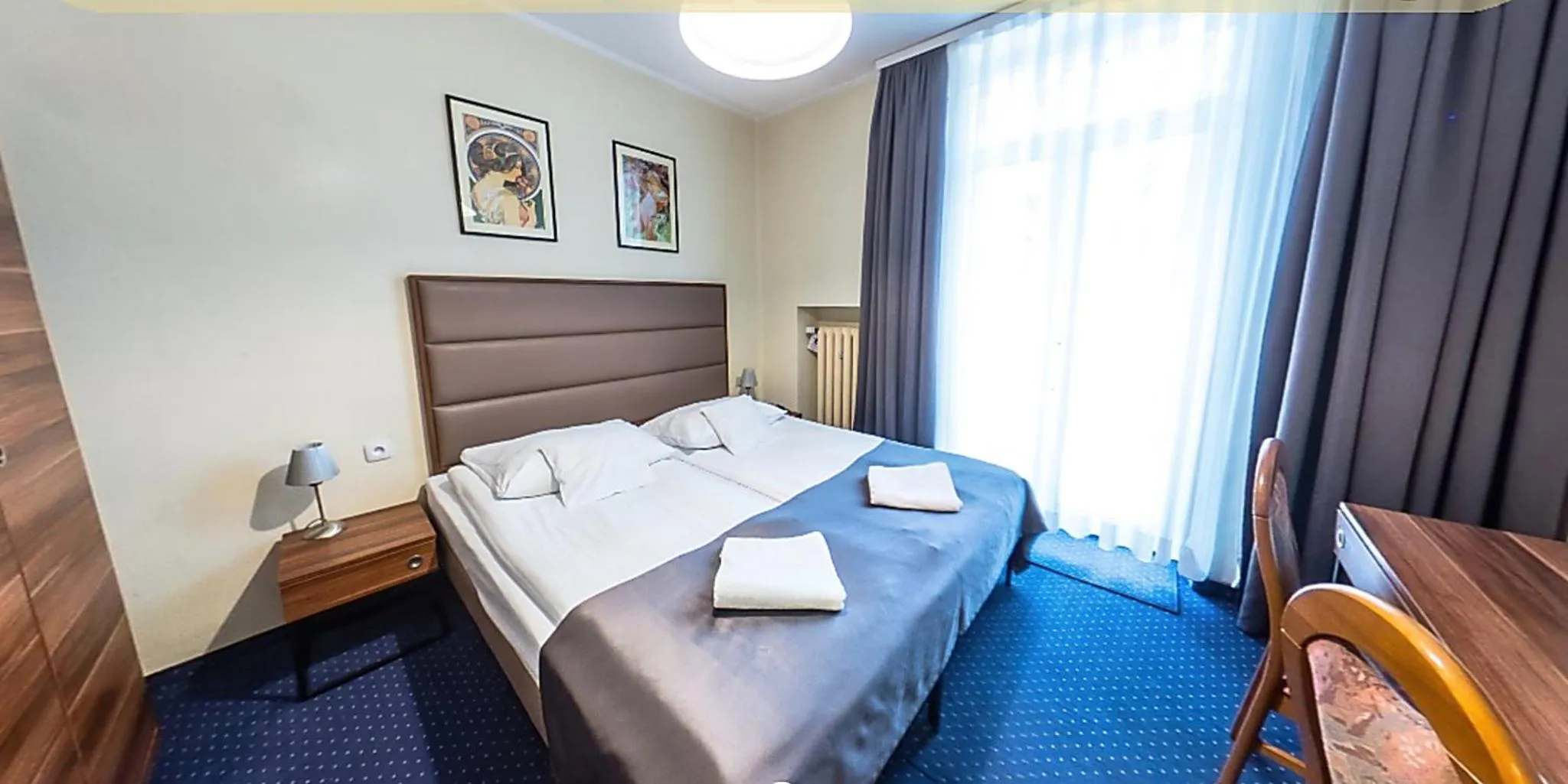 Bed in Willa Carlton