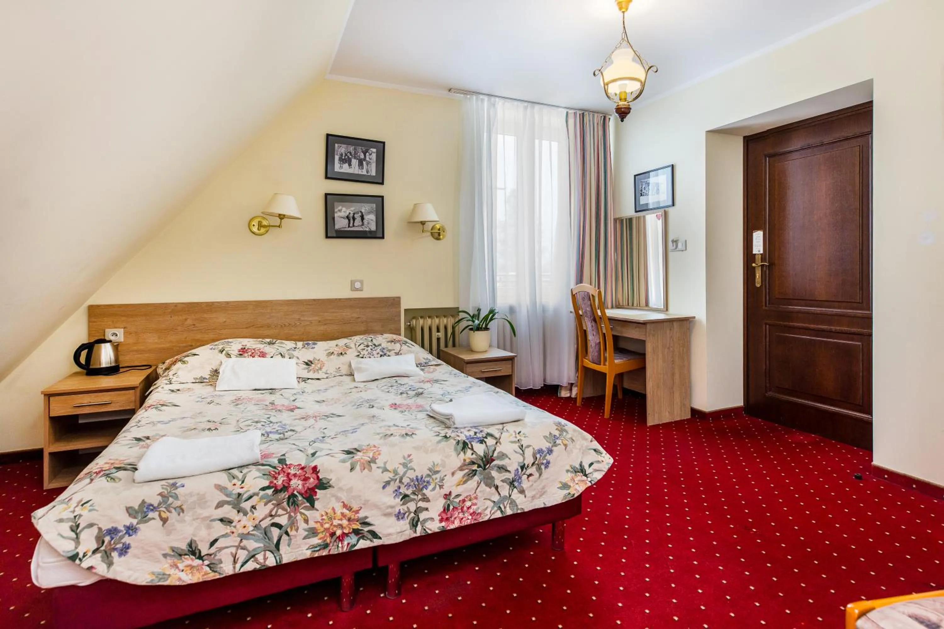 Bed in Willa Carlton