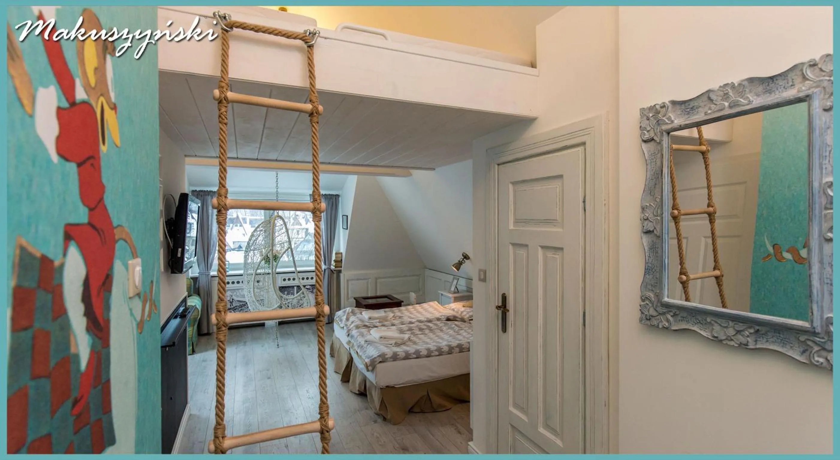 Photo of the whole room, Bed in Willa Carlton