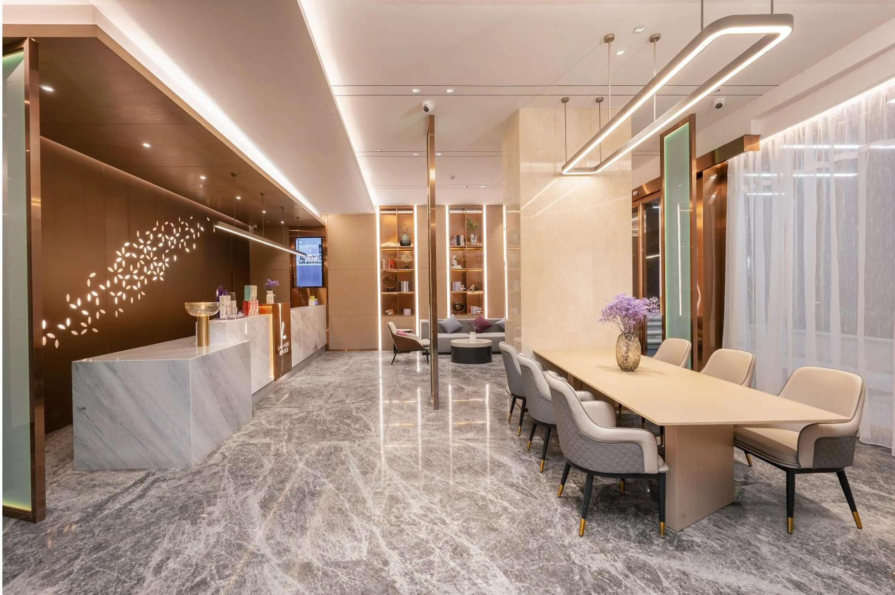Lavande Hotel Kunming Wujiaba CBD Center