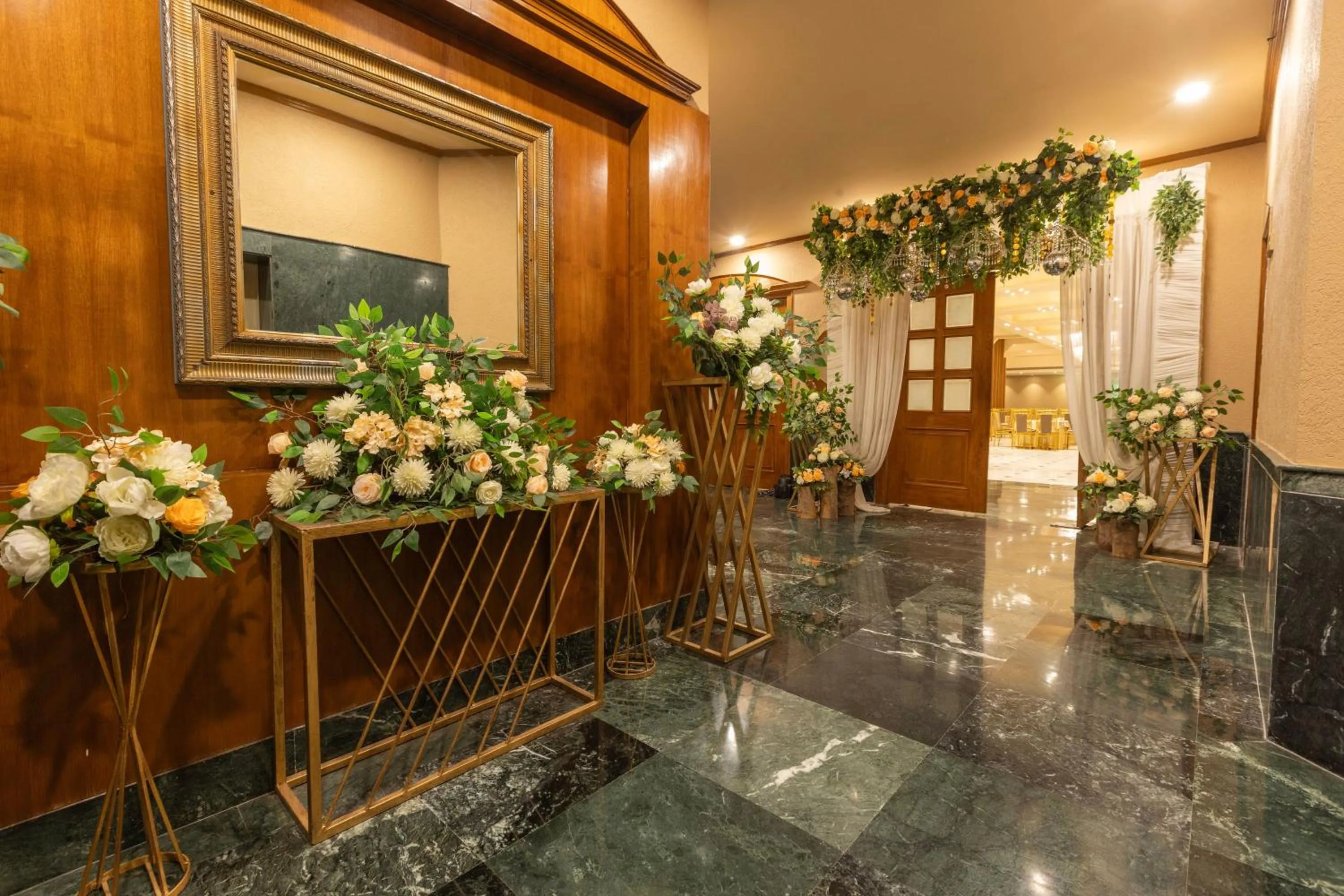 Lobby or reception in Hotel Kamal Palace