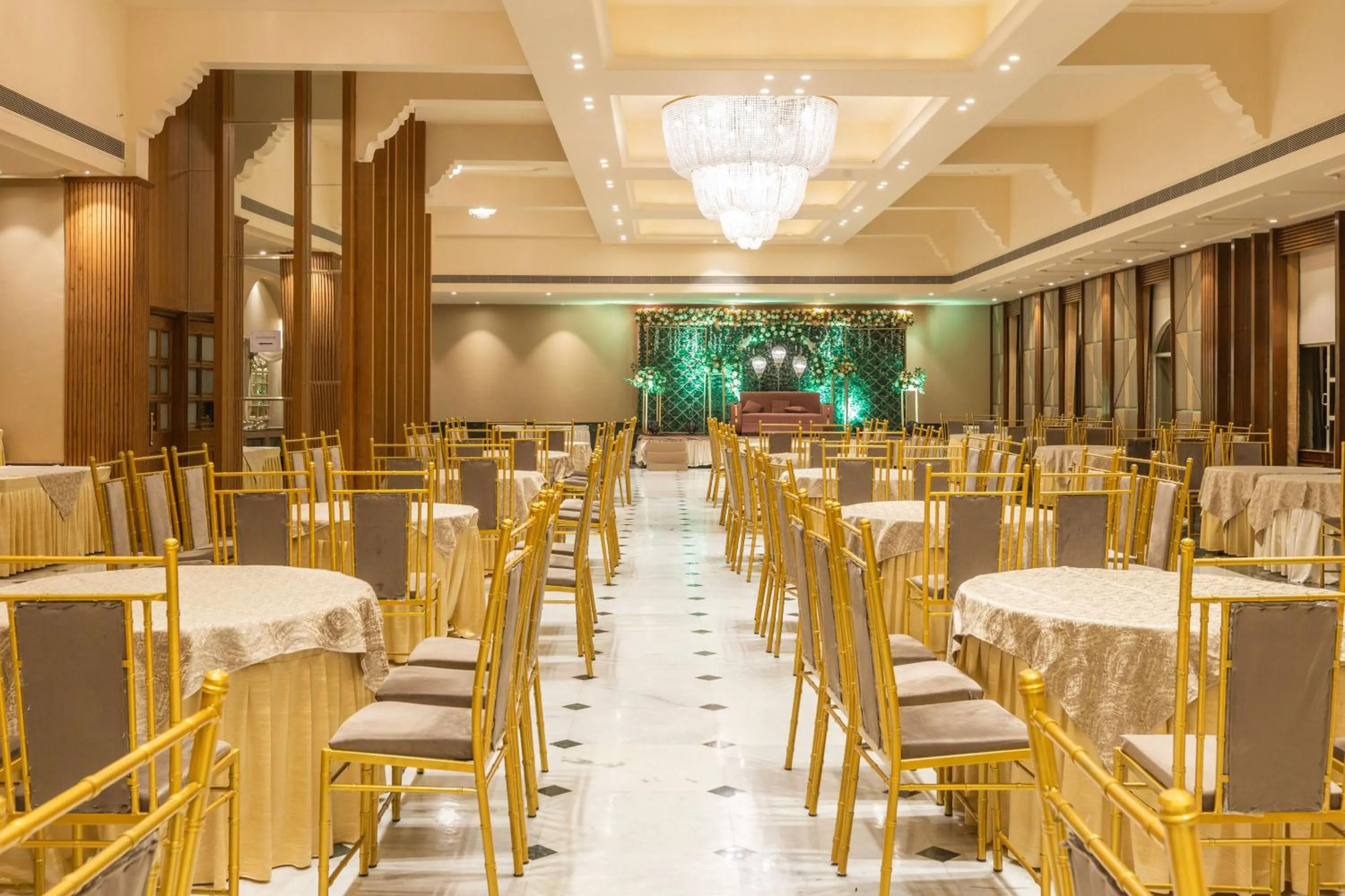 Banquet/Function facilities in Hotel Kamal Palace
