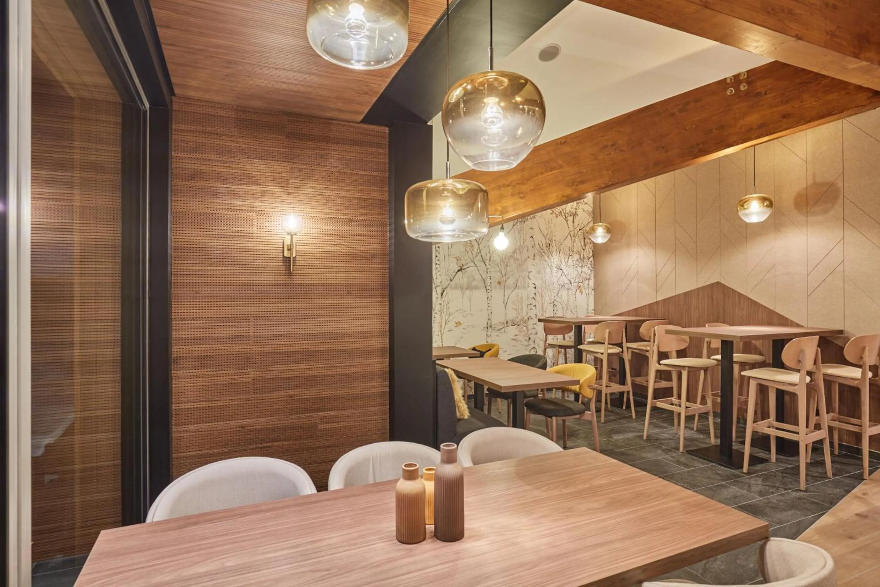 Restaurant/places to eat in Hotel L'Ecrin Blanc by Odalys