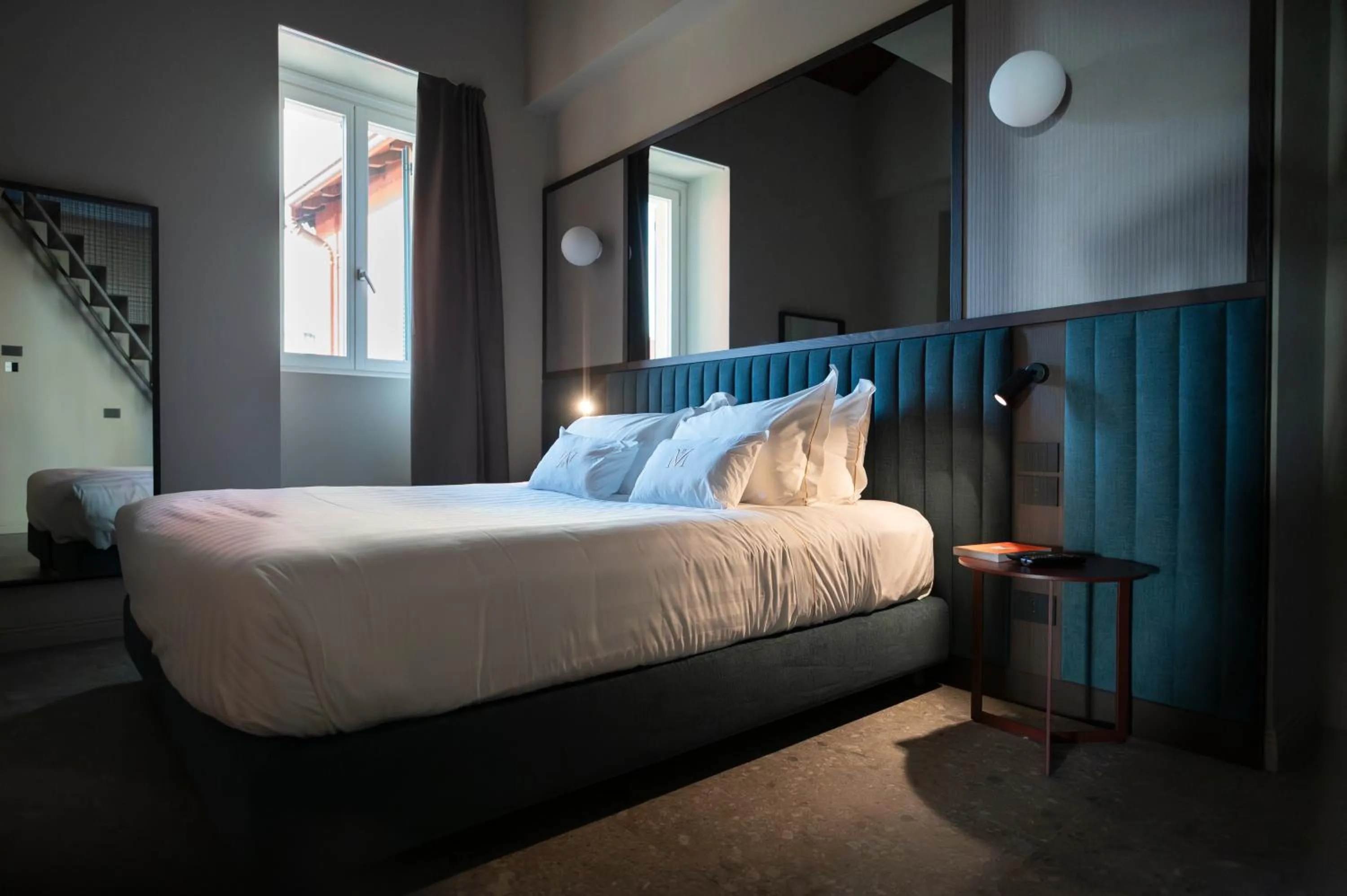 Deluxe King Room in MÍMESIS 11 - Boutique Hotel