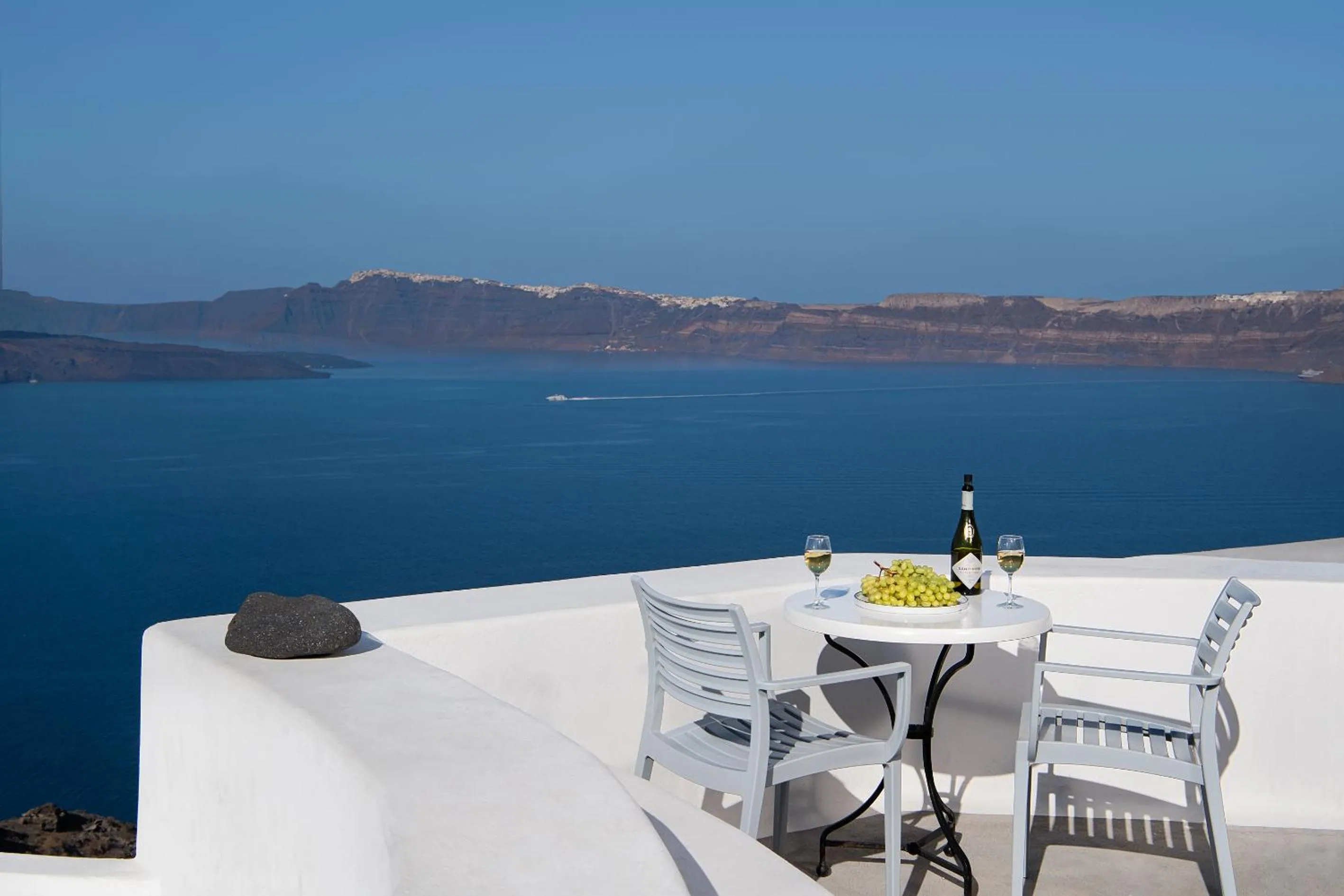 On site in Apanemo Hotel & Suites