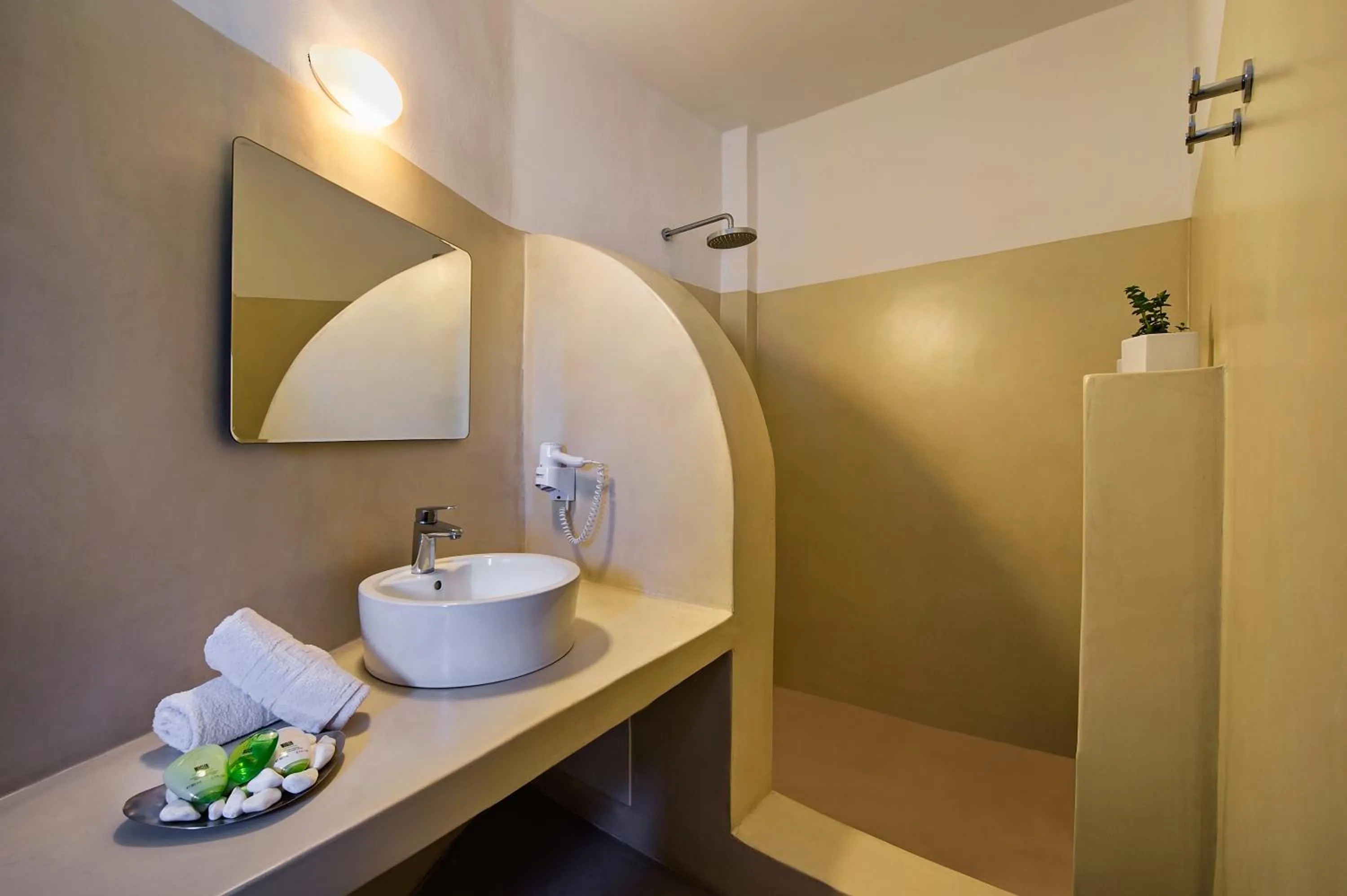 Bathroom in Apanemo Hotel & Suites