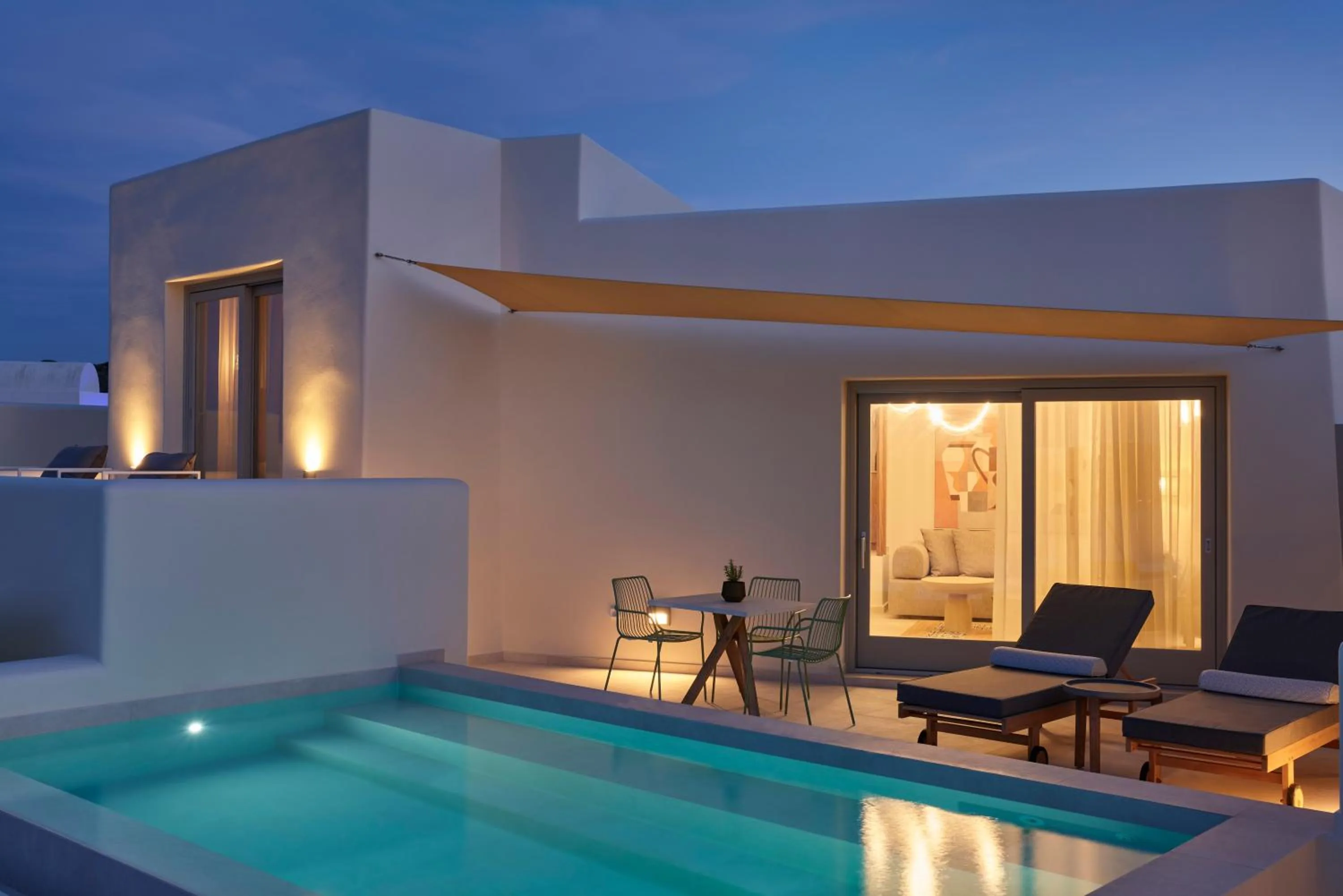 Swimming pool in Apanemo Hotel & Suites