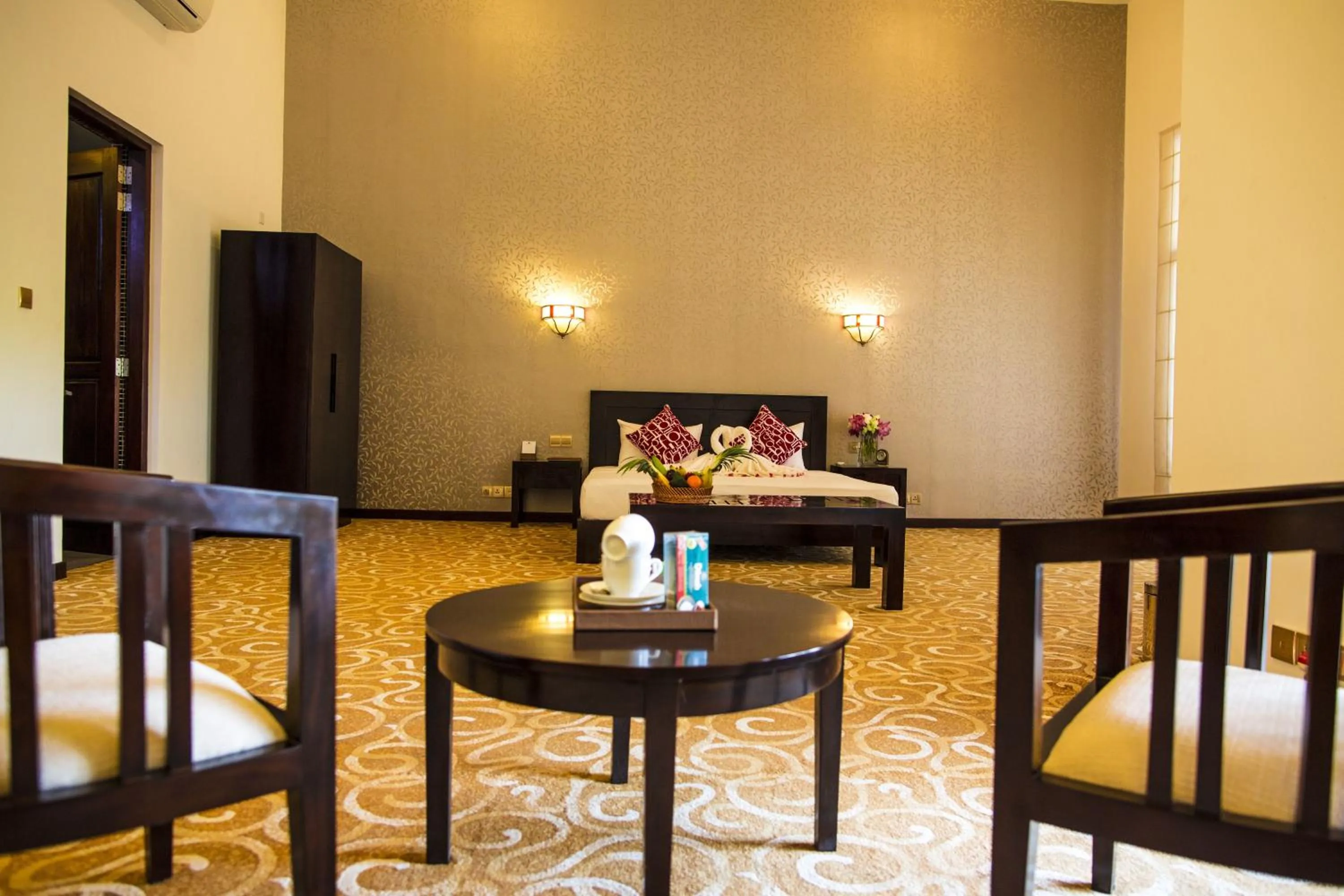 Photo of the whole room, Bed in Grand Tamarind Lake