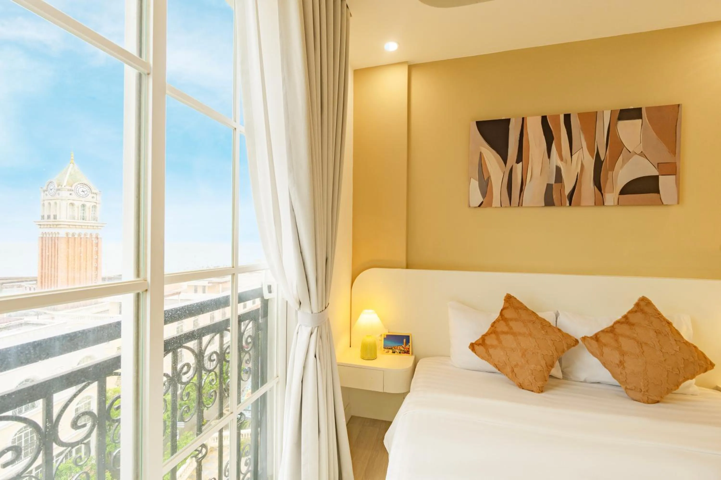 Bed in Hub Multi Hotel Phu Quoc