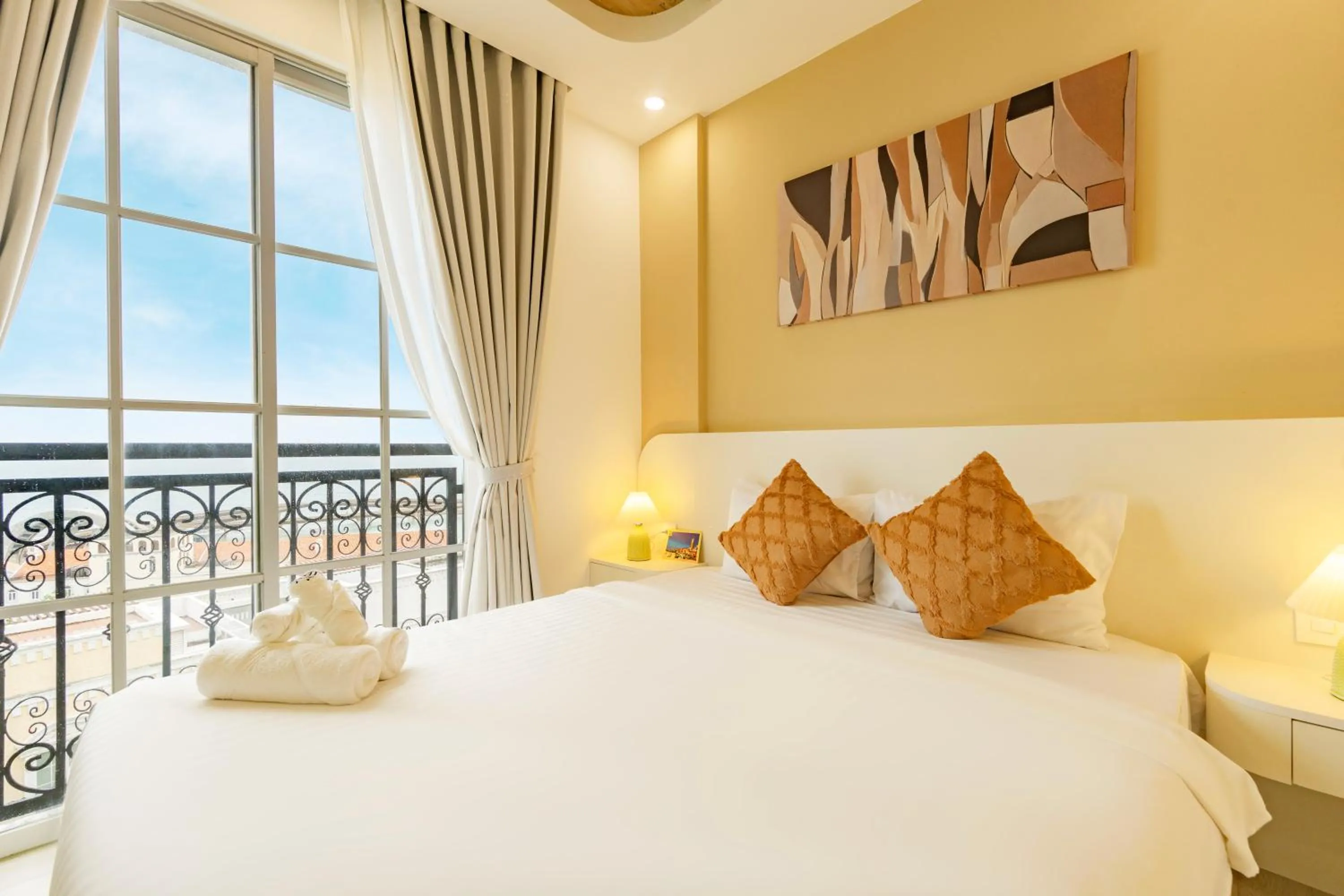 Bed in Hub Multi Hotel Phu Quoc