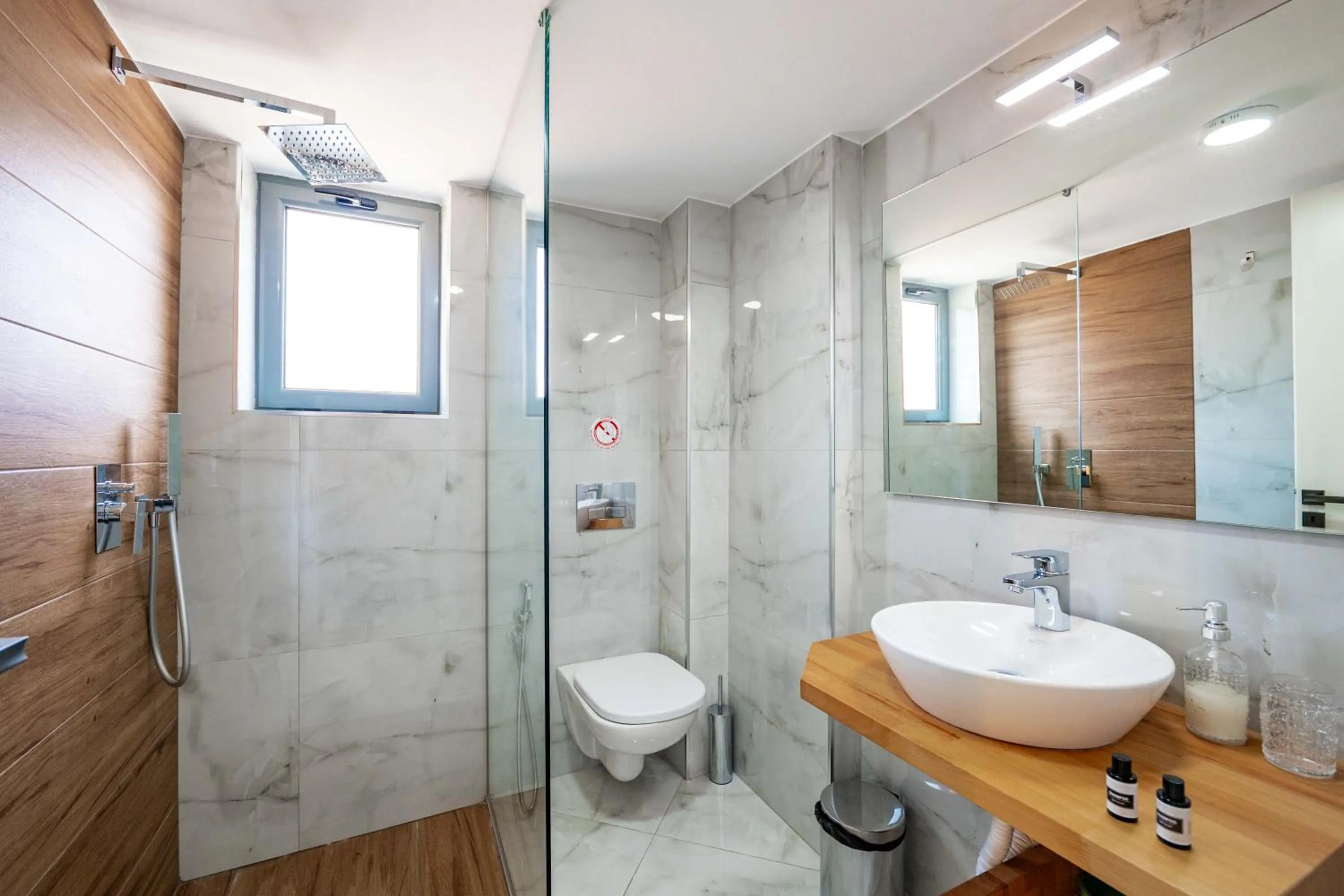 Bathroom in StarLight Apartments 2