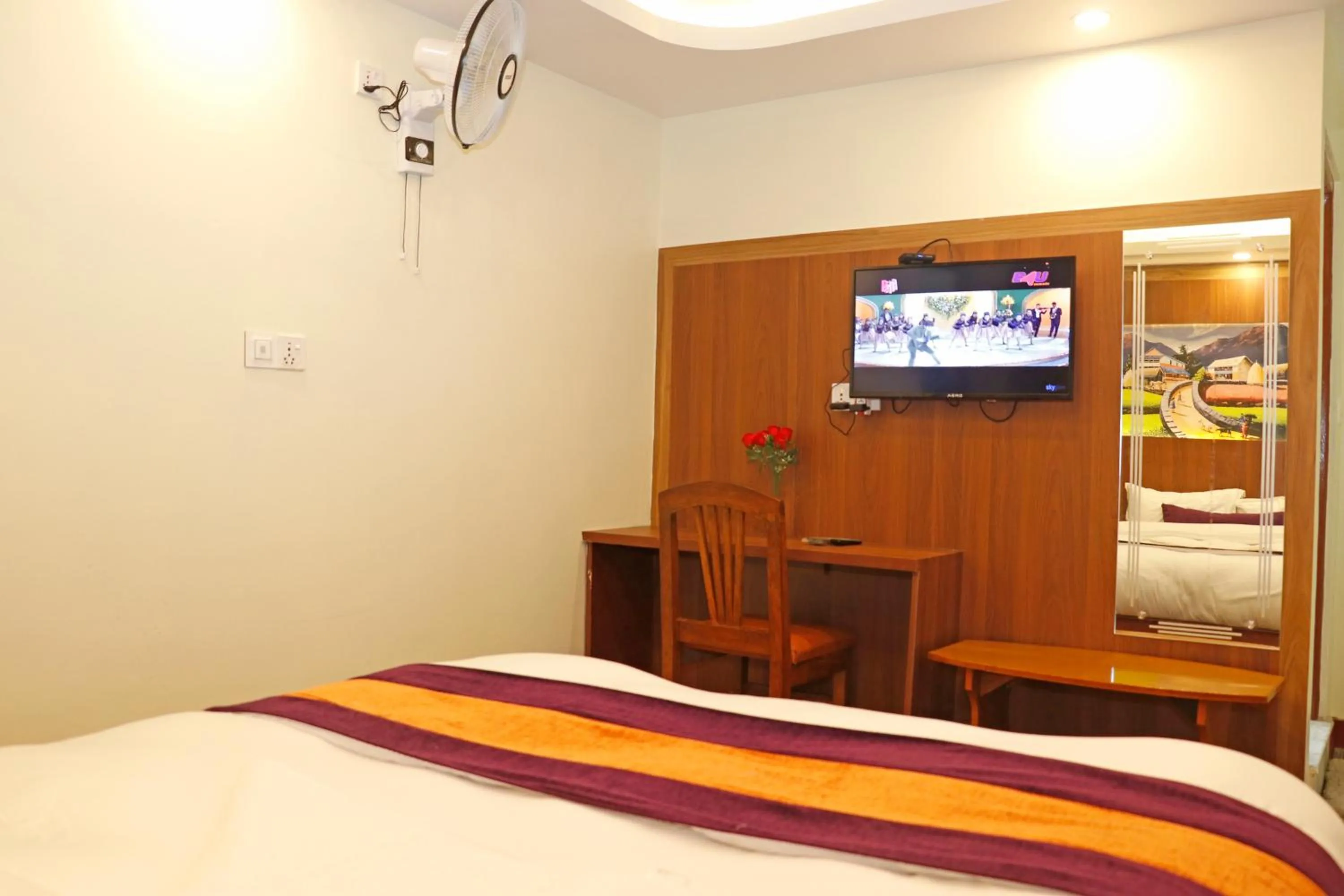 Bed in Hotel Himalayan BTS