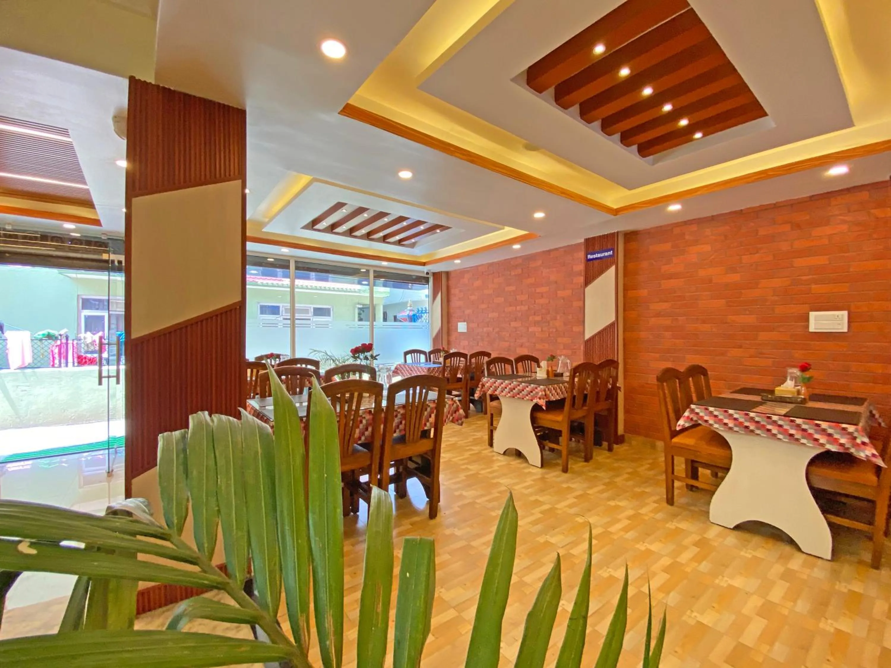 Restaurant/places to eat in Hotel Himalayan BTS