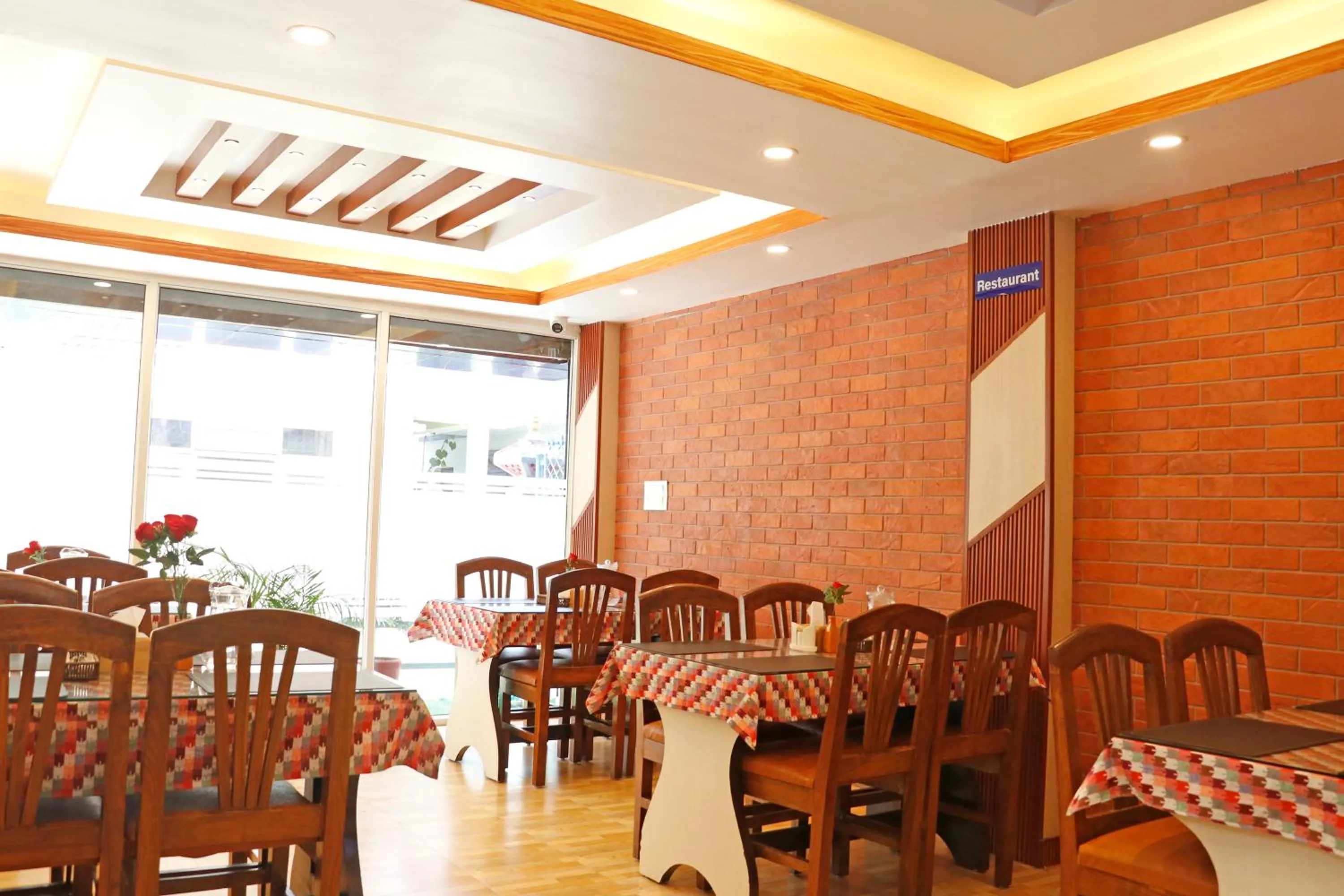 Restaurant/places to eat in Hotel Himalayan BTS